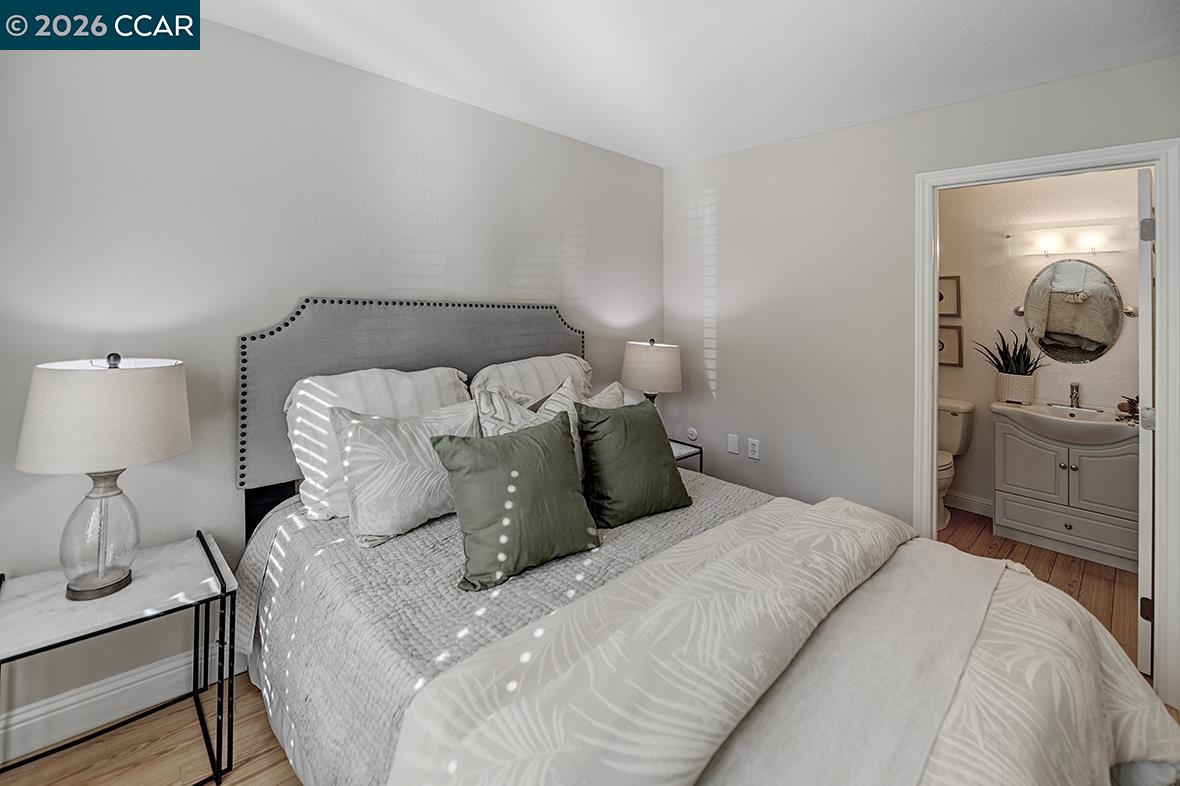 Detail Gallery Image 18 of 60 For 3437 Tice Creek Dr #1,  Walnut Creek,  CA 94595 - 3 Beds | 2 Baths