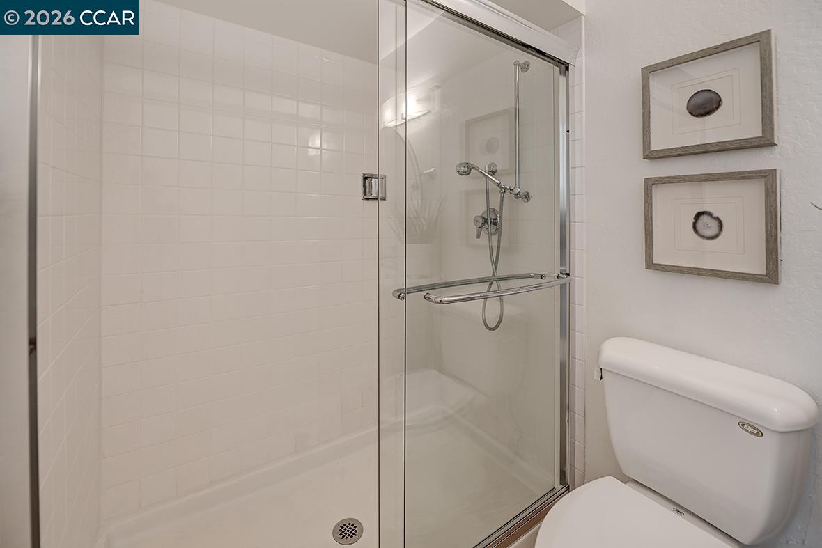 Detail Gallery Image 20 of 60 For 3437 Tice Creek Dr #1,  Walnut Creek,  CA 94595 - 3 Beds | 2 Baths