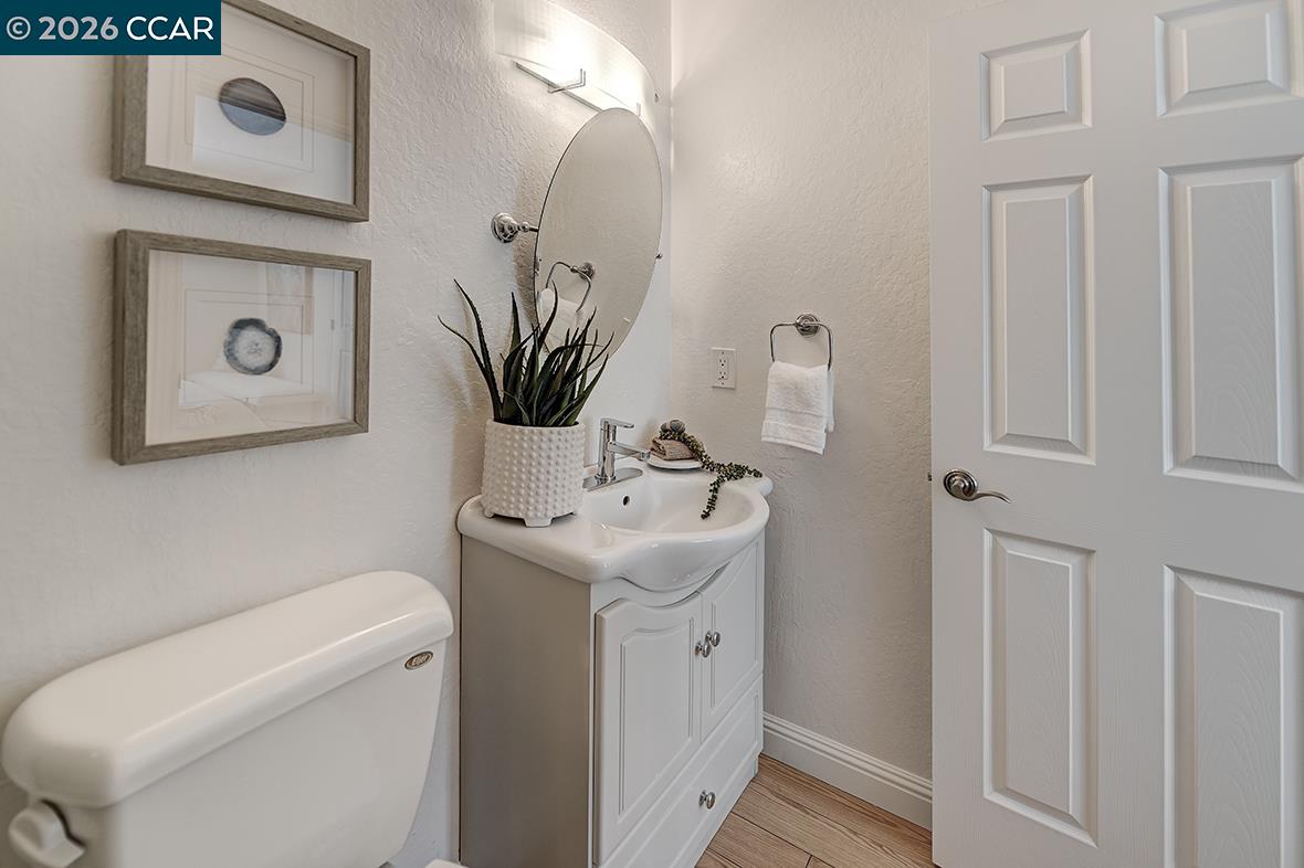 Detail Gallery Image 21 of 60 For 3437 Tice Creek Dr #1,  Walnut Creek,  CA 94595 - 3 Beds | 2 Baths