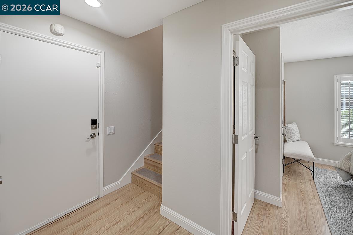 Detail Gallery Image 24 of 60 For 3437 Tice Creek Dr #1,  Walnut Creek,  CA 94595 - 3 Beds | 2 Baths