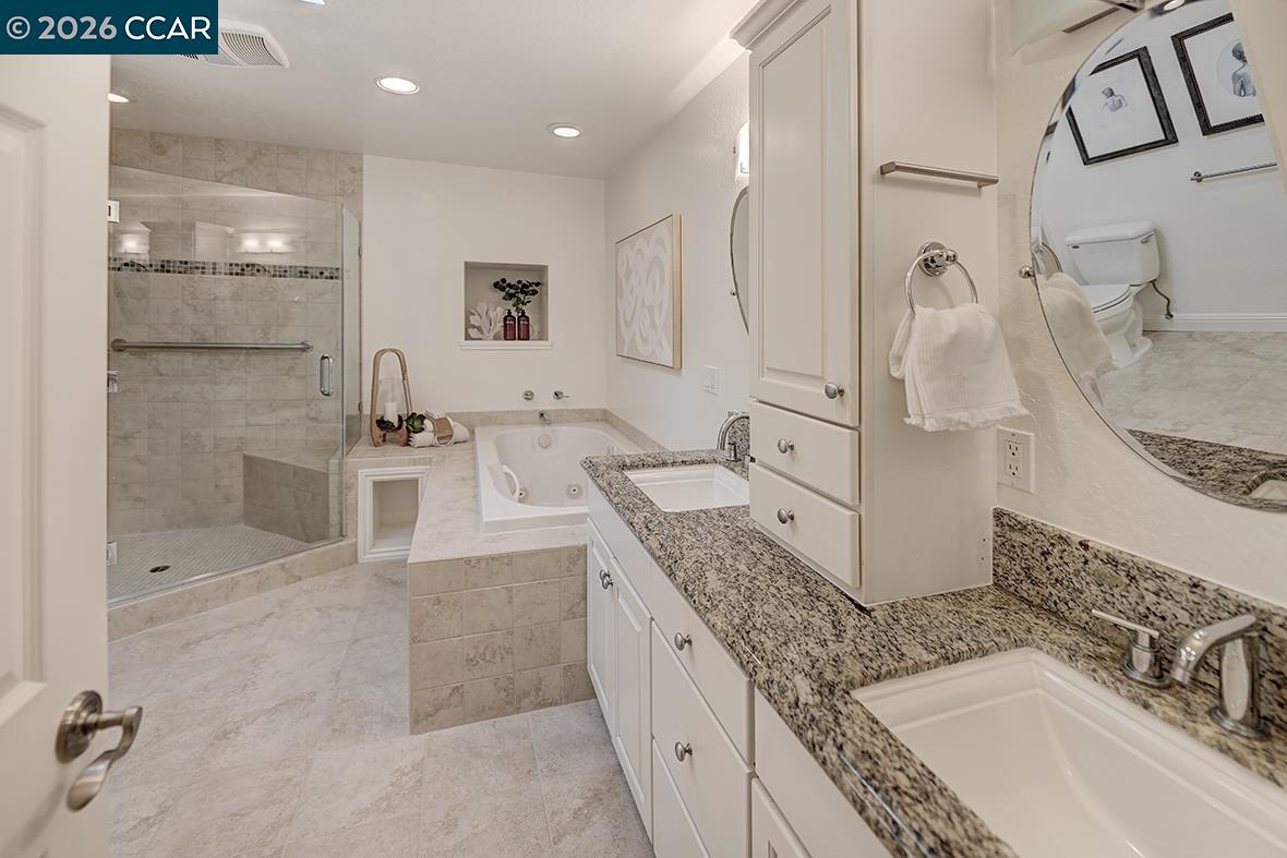 Detail Gallery Image 26 of 60 For 3437 Tice Creek Dr #1,  Walnut Creek,  CA 94595 - 3 Beds | 2 Baths