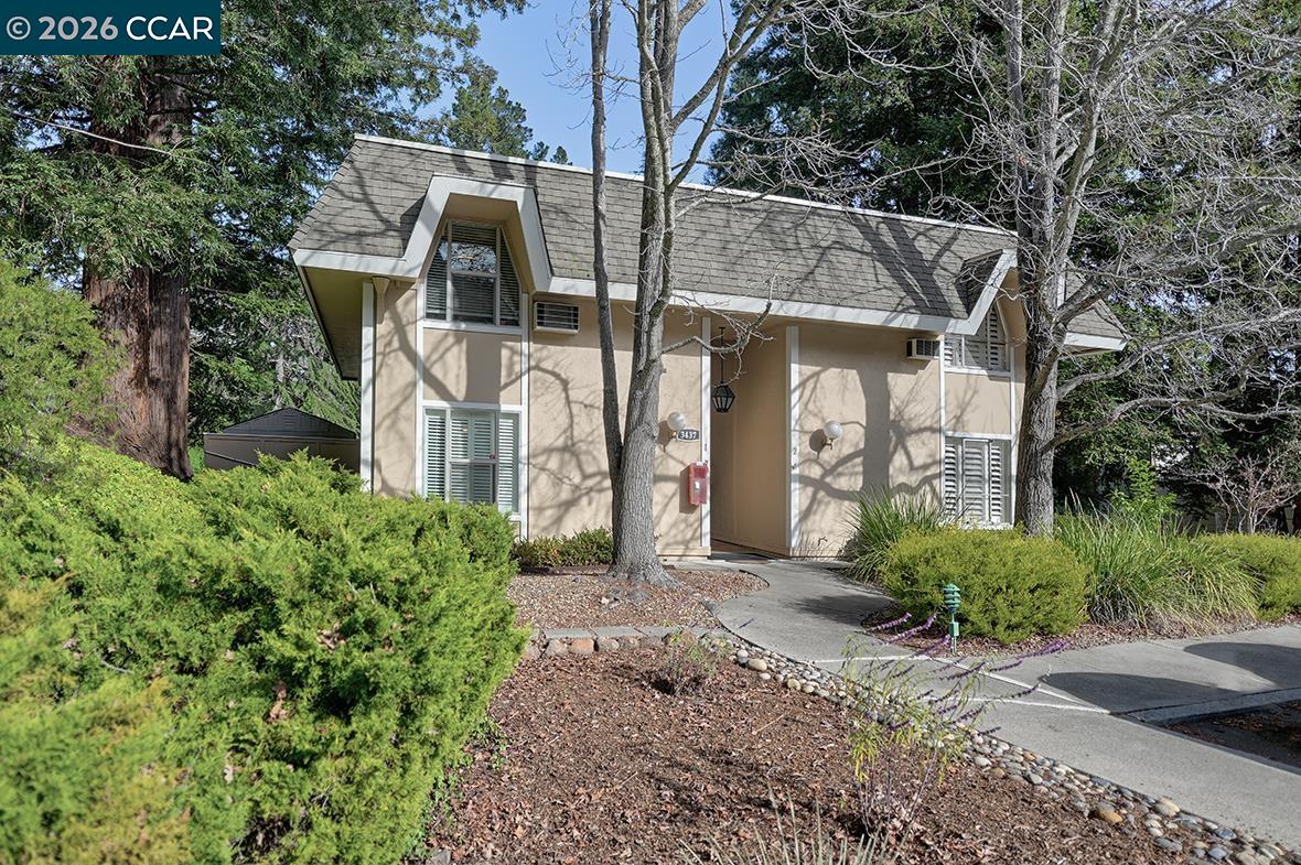 Detail Gallery Image 50 of 60 For 3437 Tice Creek Dr #1,  Walnut Creek,  CA 94595 - 3 Beds | 2 Baths