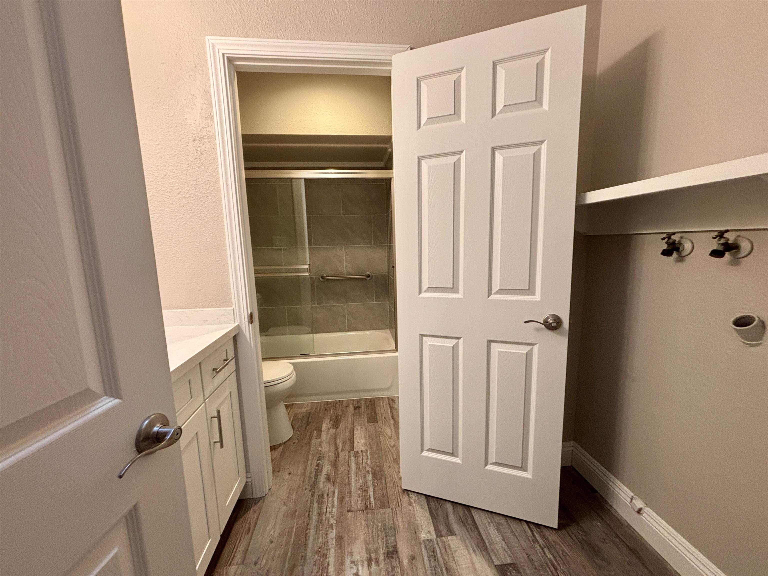 Detail Gallery Image 17 of 32 For 1730 Sapling Ct a,  Concord,  CA 94519-1576 - 3 Beds | 2 Baths