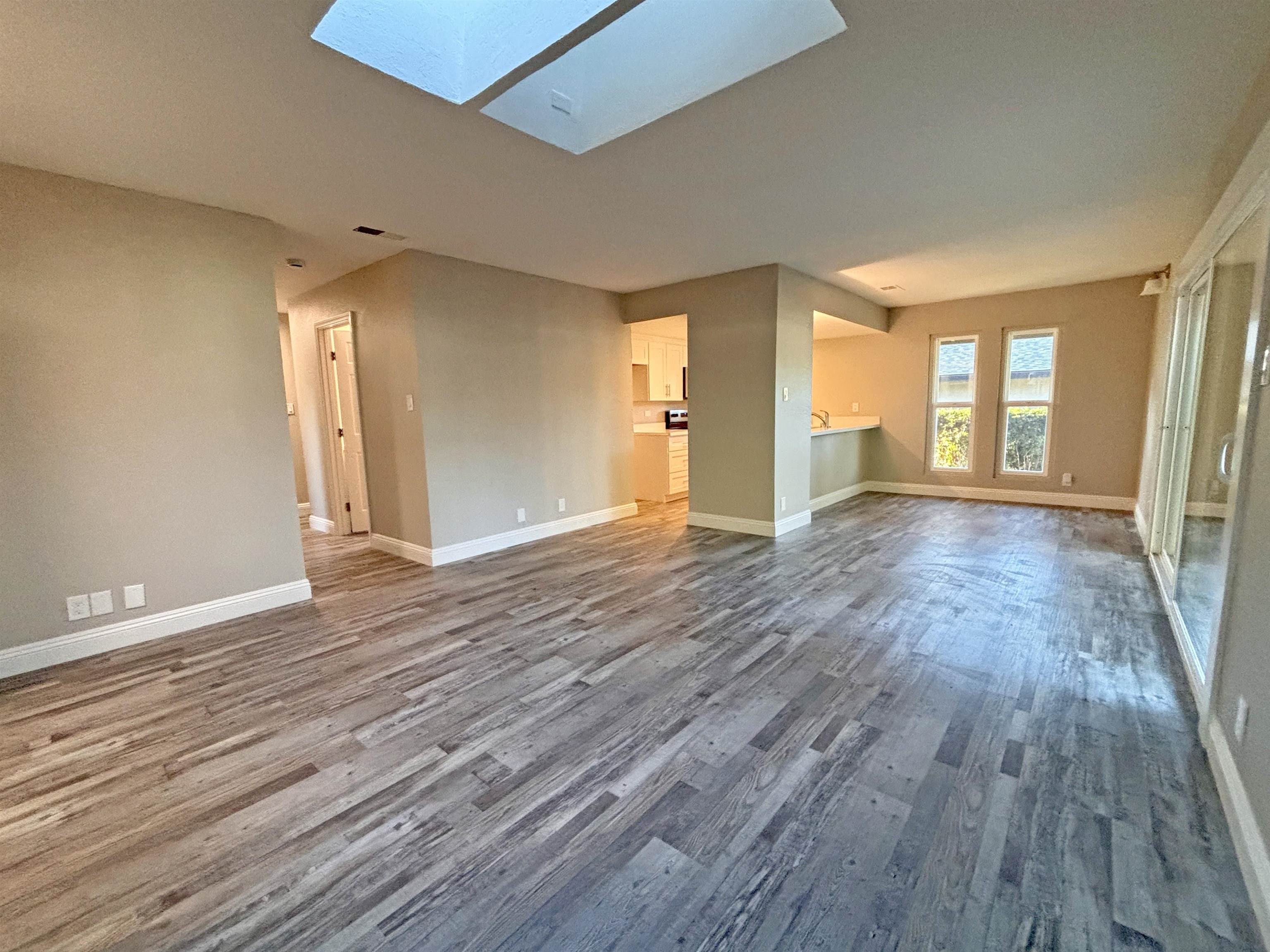 Detail Gallery Image 7 of 32 For 1730 Sapling Ct a,  Concord,  CA 94519-1576 - 3 Beds | 2 Baths