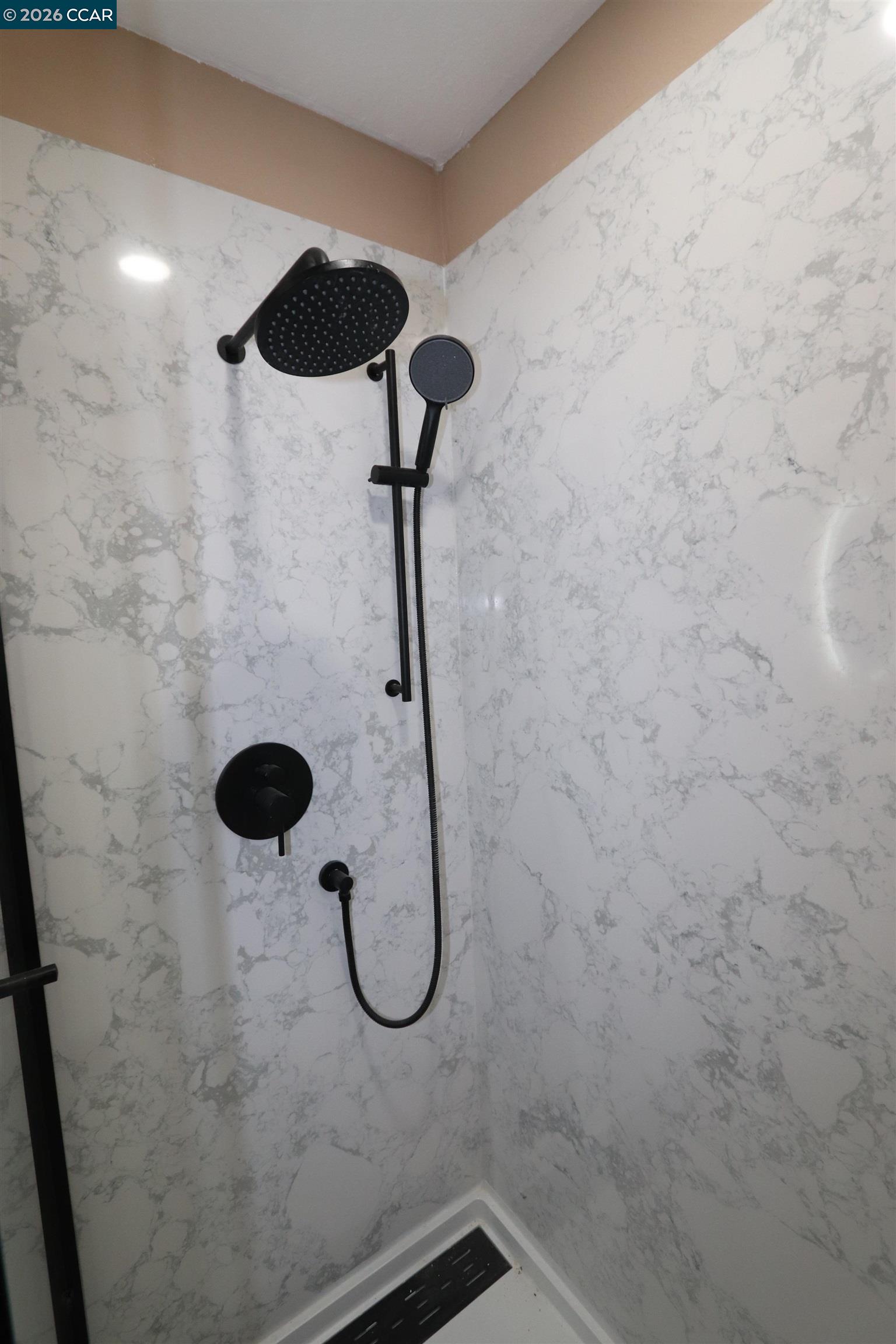 Photo #22: 41122673 Listing: Photo #22