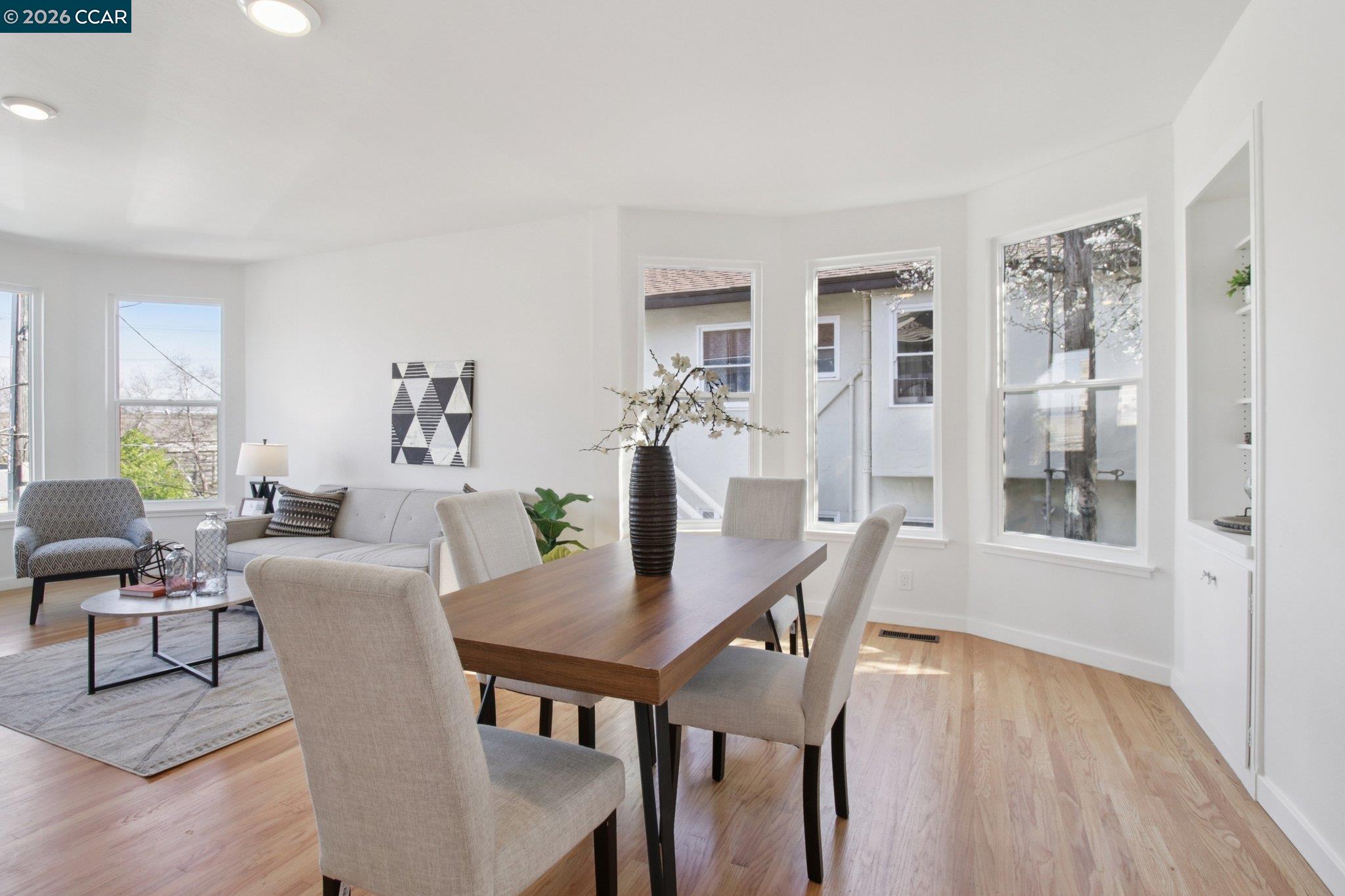 Detail Gallery Image 9 of 32 For 211 Delfino Ave, Richmond,  CA 94801 - 2 Beds | 1 Baths