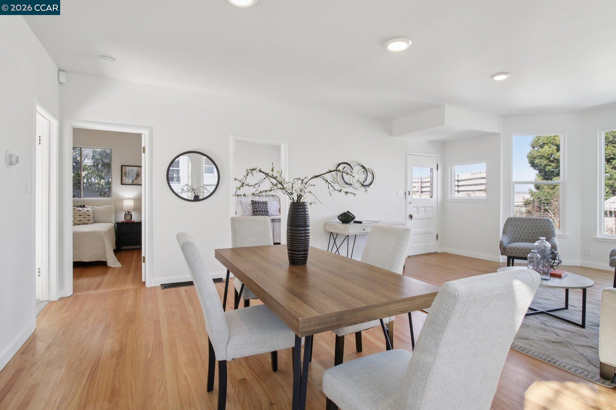 Detail Gallery Image 10 of 32 For 211 Delfino Ave, Richmond,  CA 94801 - 2 Beds | 1 Baths