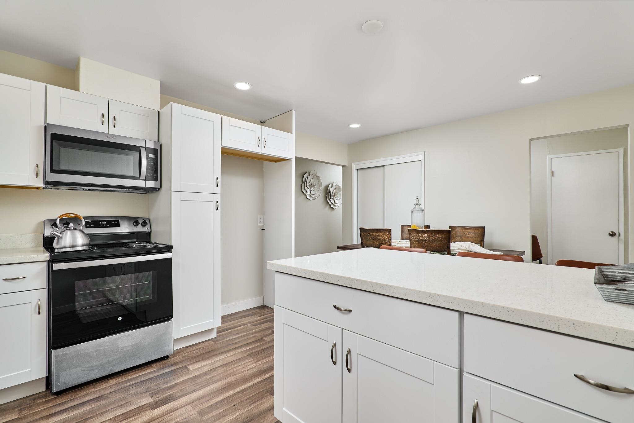 Detail Gallery Image 11 of 27 For 4320 Delta Fair Blvd, Antioch,  CA 94509 - 3 Beds | 1/1 Baths