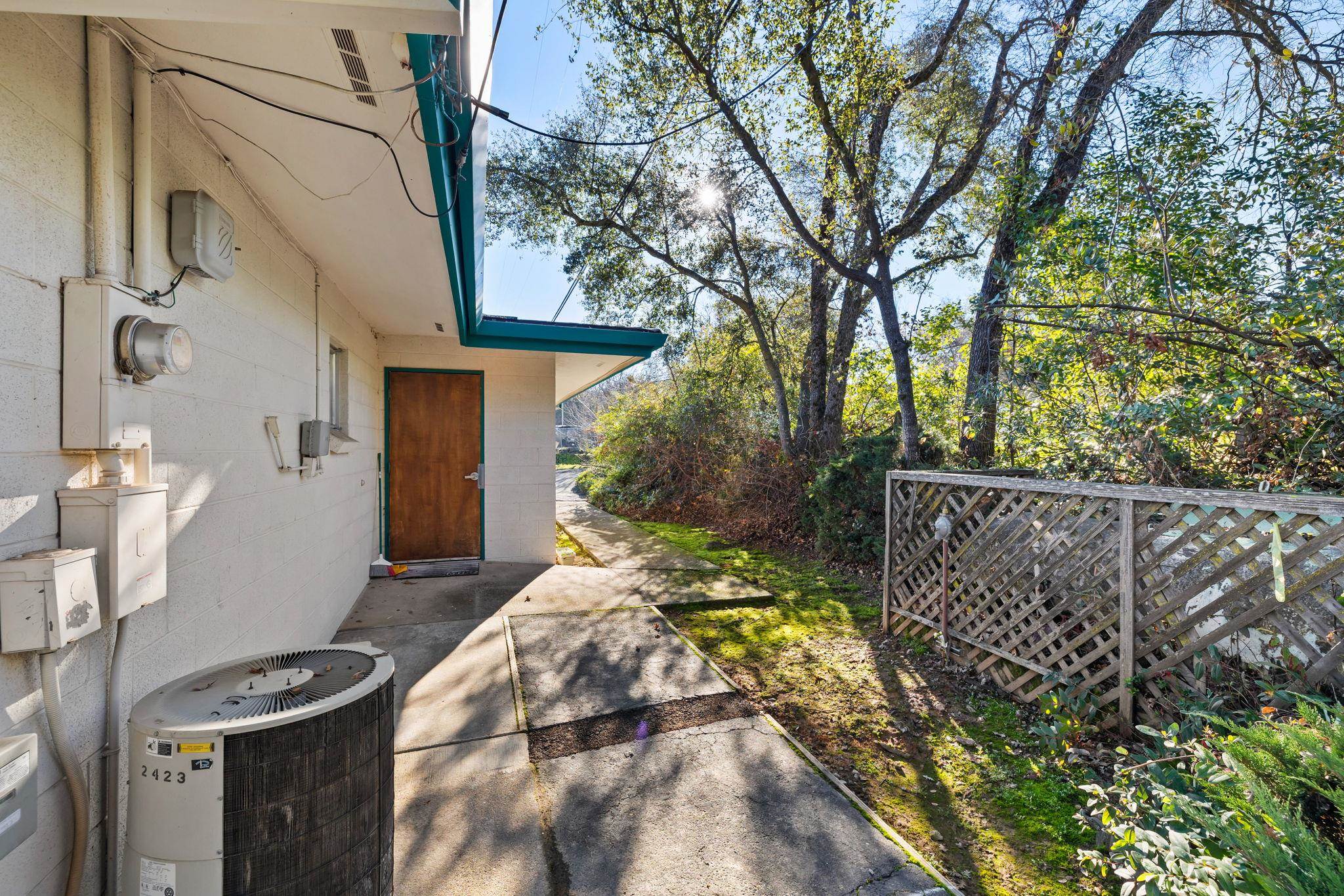 Detail Gallery Image 4 of 17 For 6 S Forrest, Sonora,  CA 95370 - 0 Beds | 1 Baths