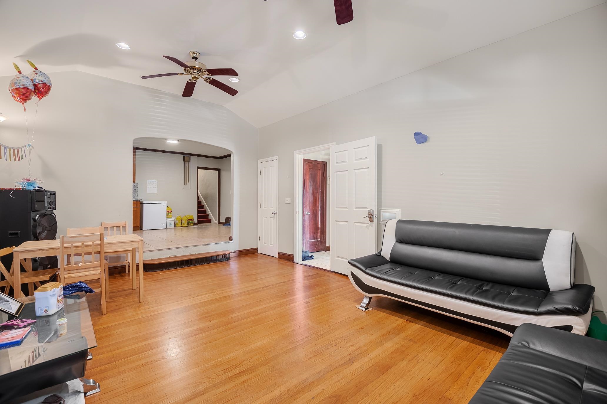 Detail Gallery Image 8 of 12 For 275 Haas Ave, San Leandro,  CA 94577 - 4 Beds | 2 Baths