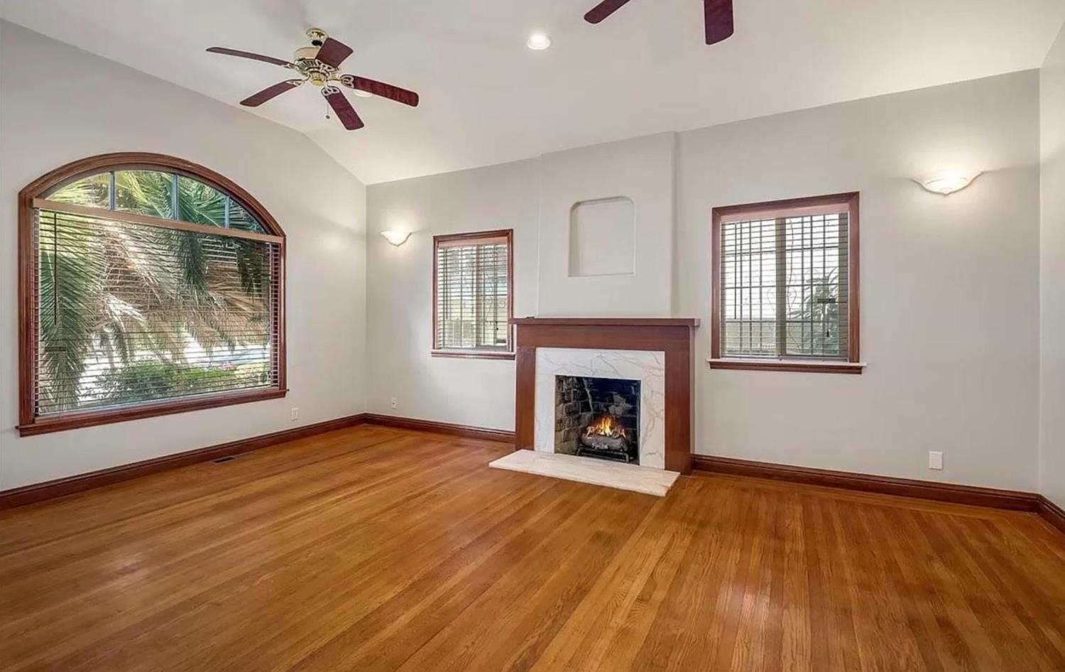 Detail Gallery Image 8 of 11 For 275 Haas Ave, San Leandro,  CA 94577 - 4 Beds | 2 Baths