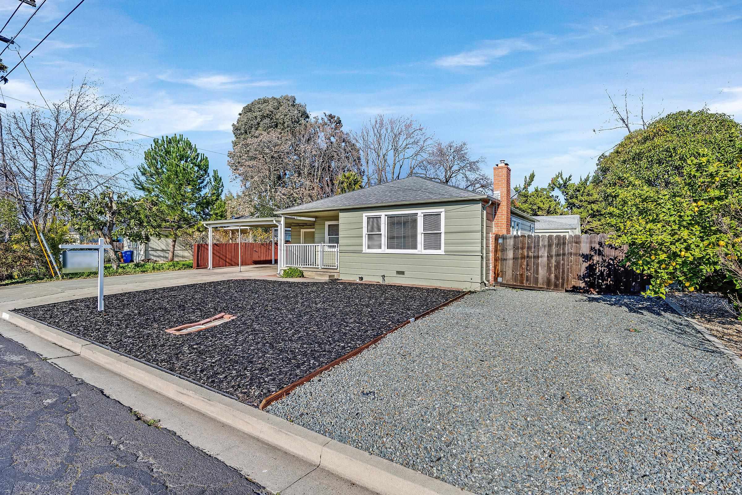 Detail Gallery Image 2 of 60 For 1834 Venice Dr, Concord,  CA 94519 - 3 Beds | 1 Baths