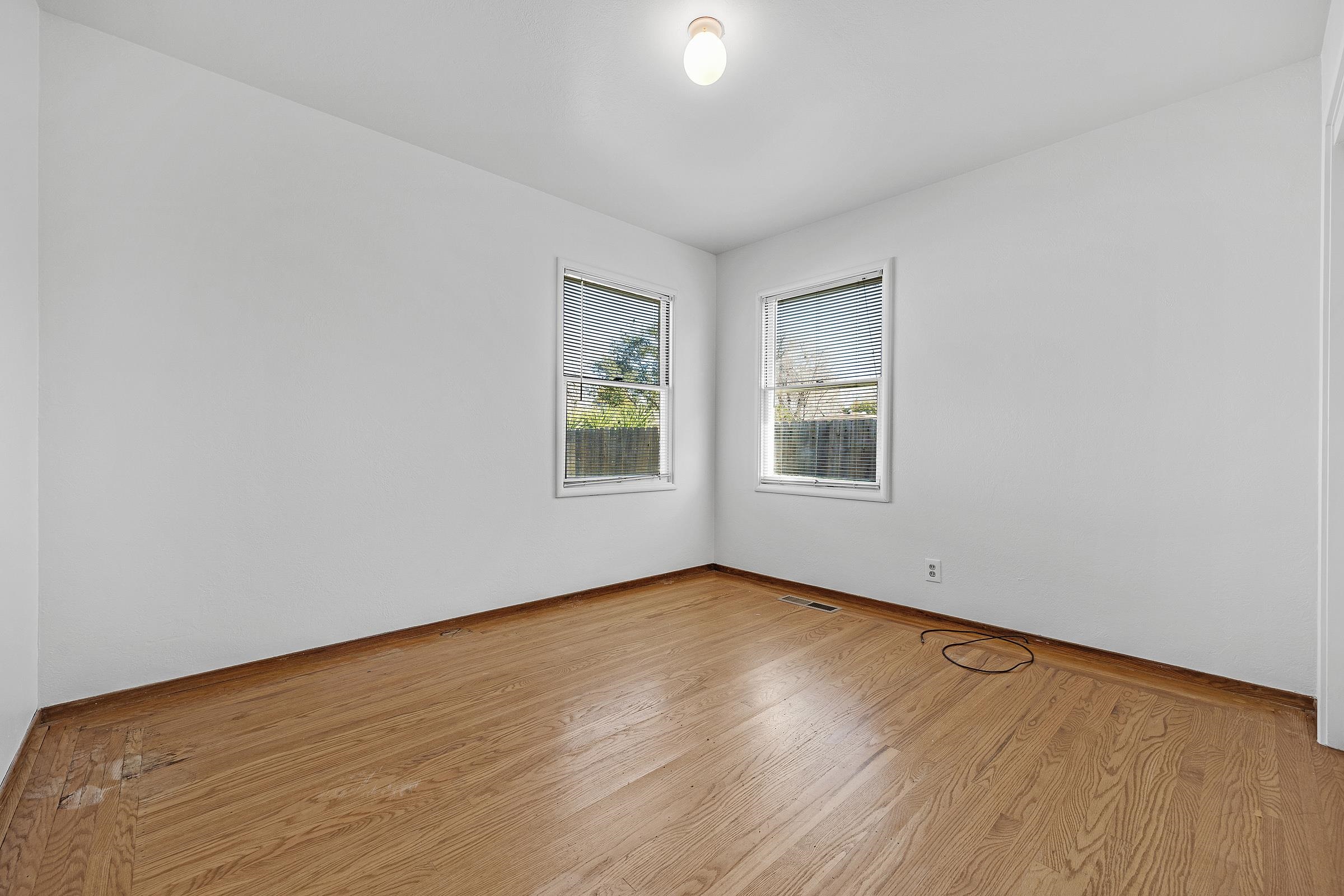 Detail Gallery Image 37 of 60 For 1834 Venice Dr, Concord,  CA 94519 - 3 Beds | 1 Baths