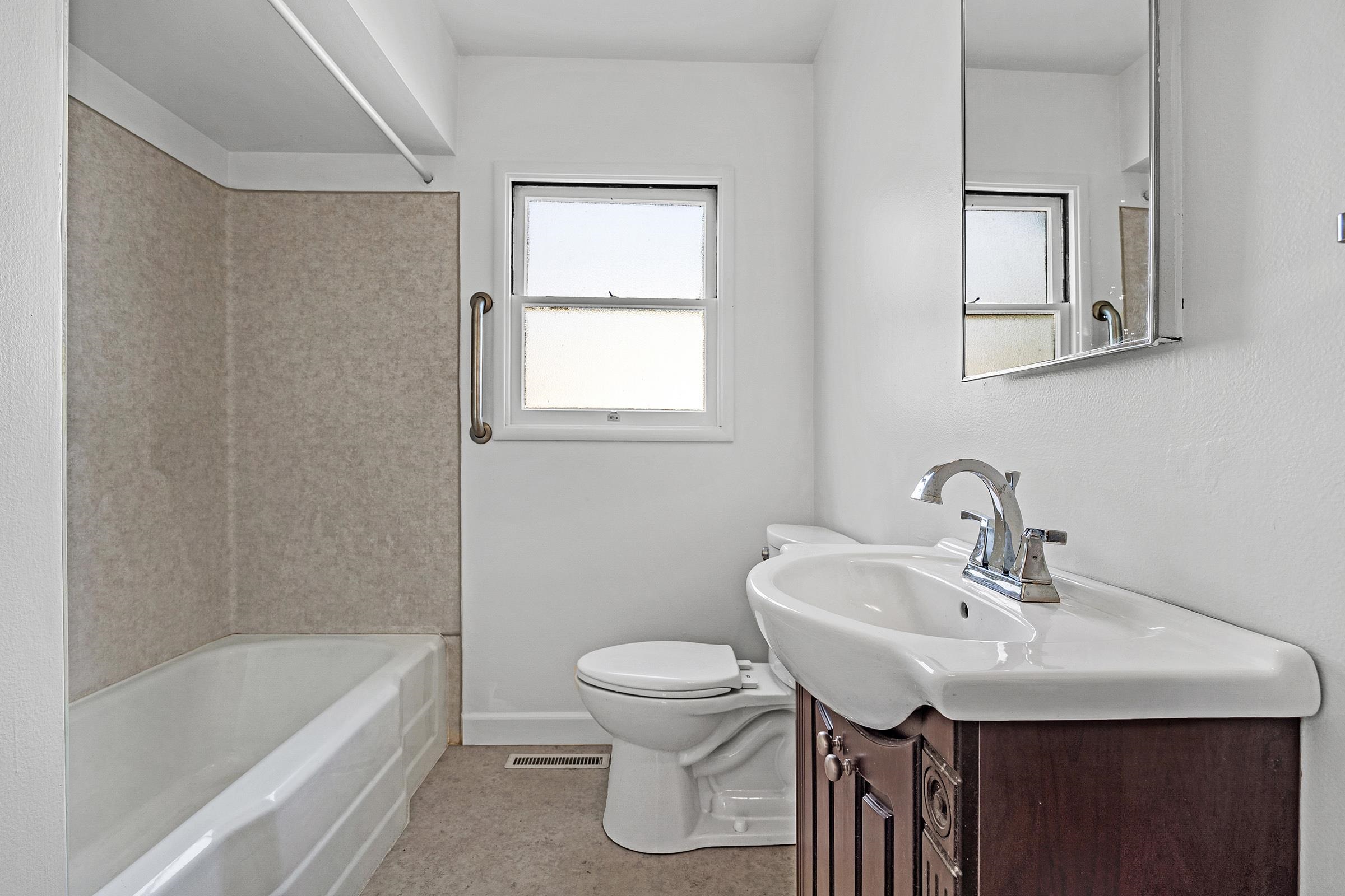 Detail Gallery Image 40 of 60 For 1834 Venice Dr, Concord,  CA 94519 - 3 Beds | 1 Baths