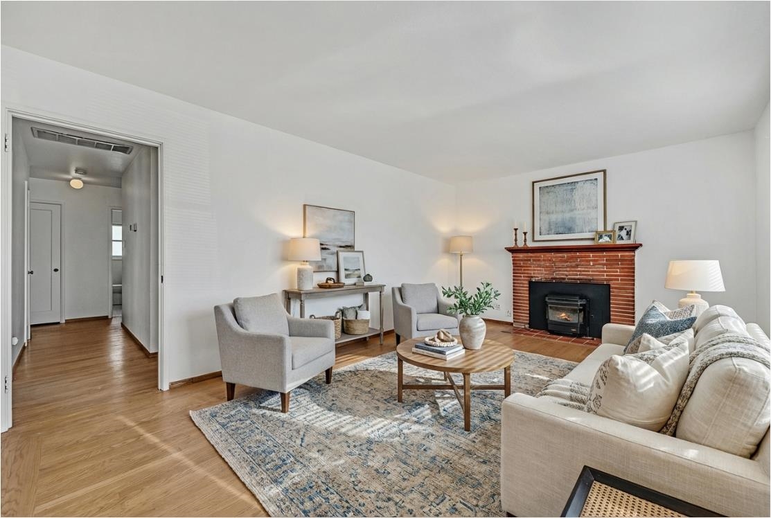 Detail Gallery Image 5 of 60 For 1834 Venice Dr, Concord,  CA 94519 - 3 Beds | 1 Baths