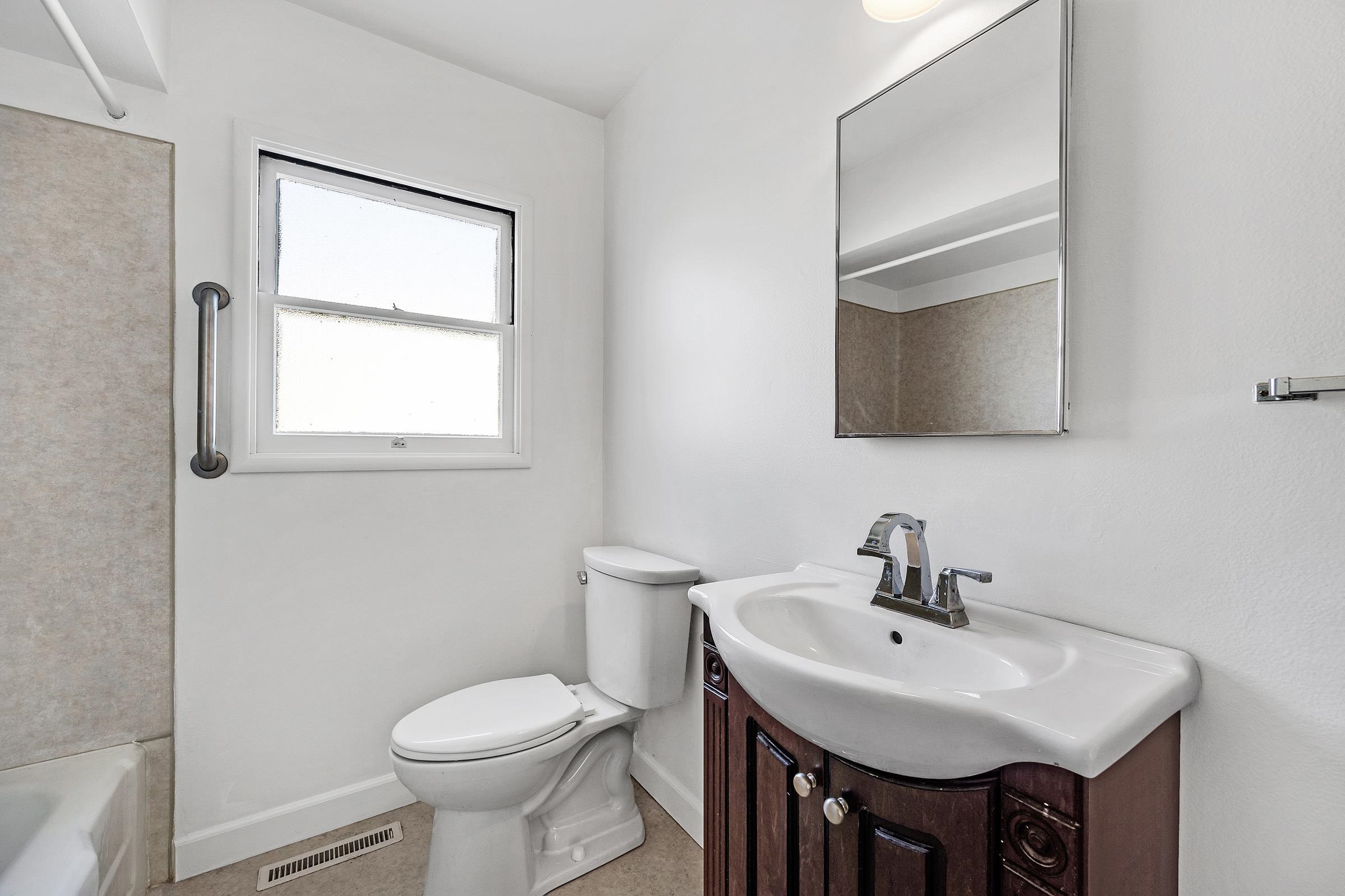 Detail Gallery Image 41 of 60 For 1834 Venice Dr, Concord,  CA 94519 - 3 Beds | 1 Baths