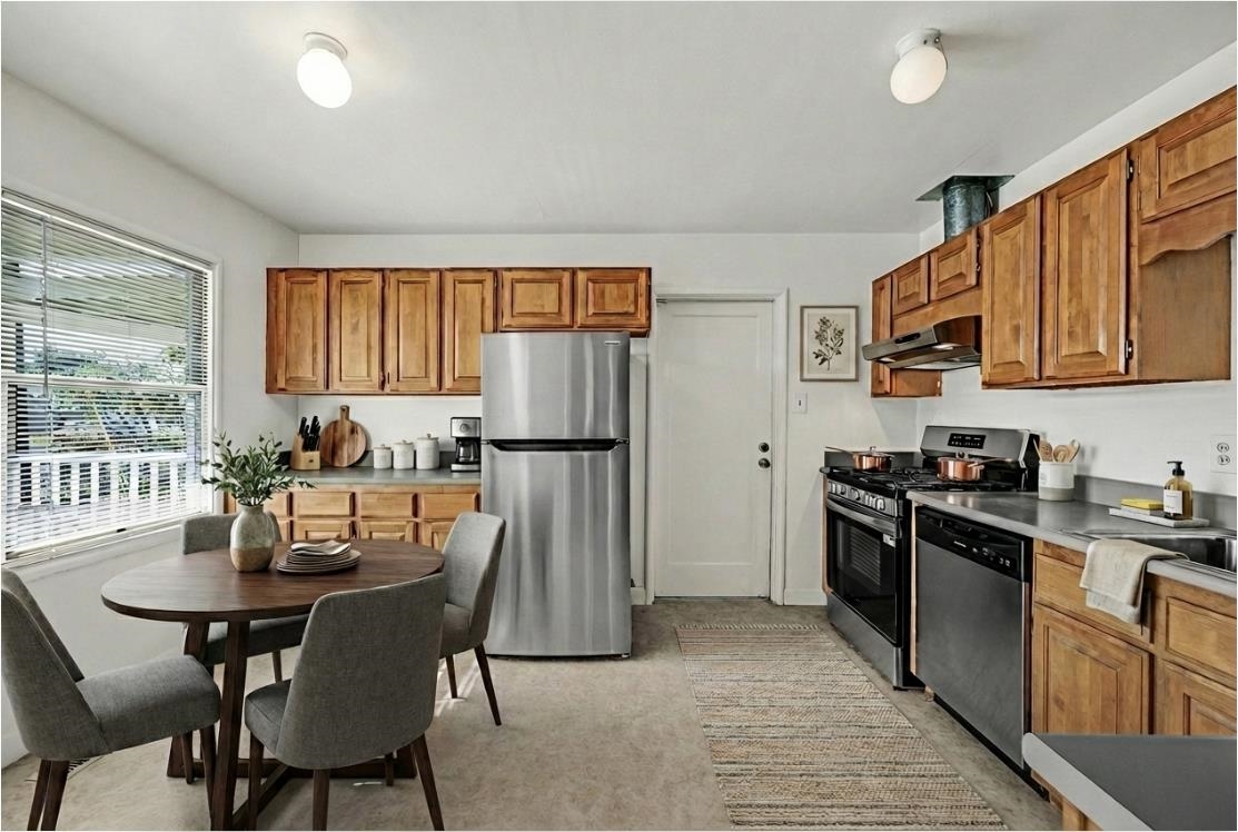 Detail Gallery Image 6 of 60 For 1834 Venice Dr, Concord,  CA 94519 - 3 Beds | 1 Baths