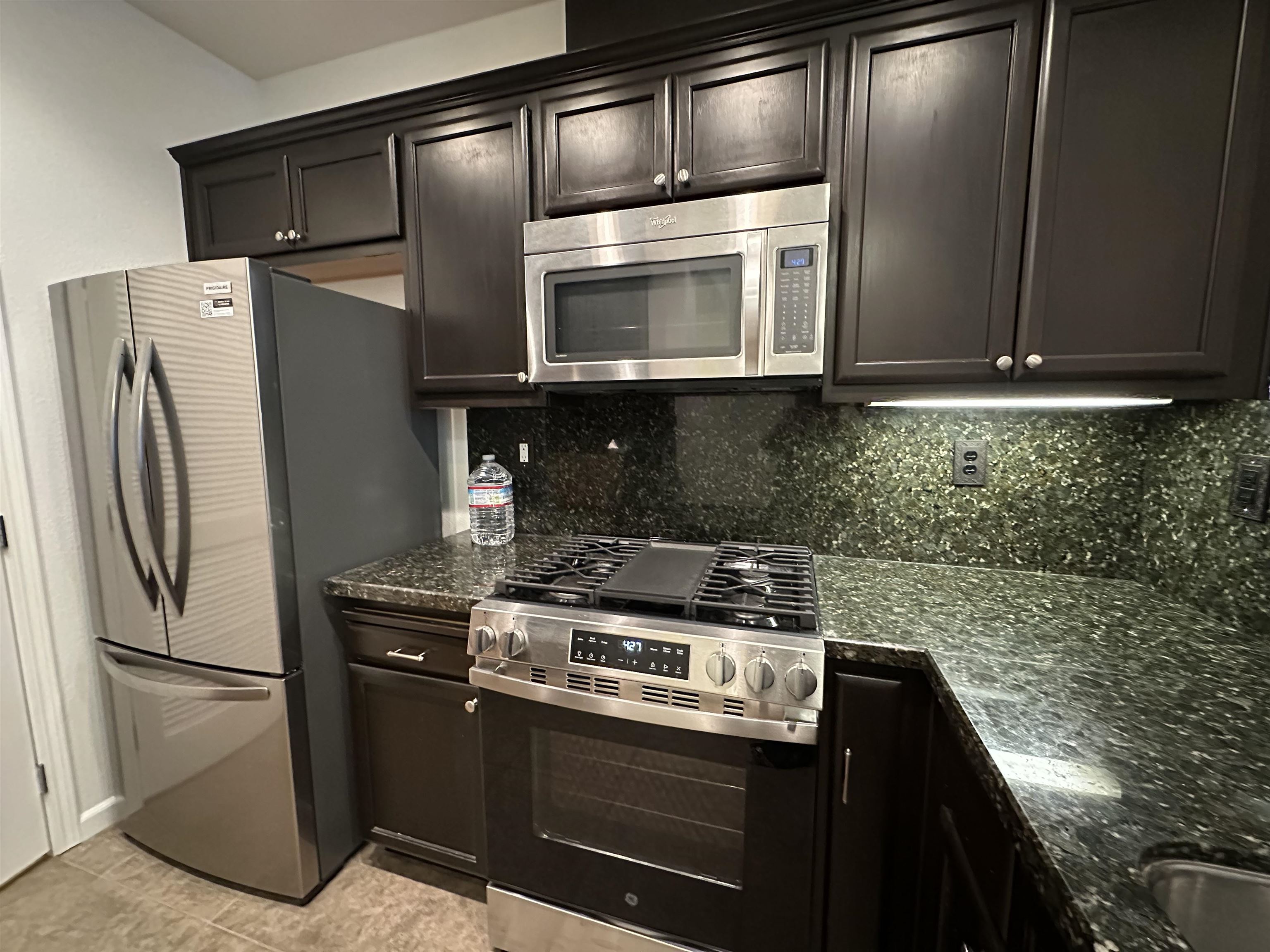 Detail Gallery Image 5 of 18 For 3420 Finnian Way #328,  Dublin,  CA 94568 - 1 Beds | 1 Baths