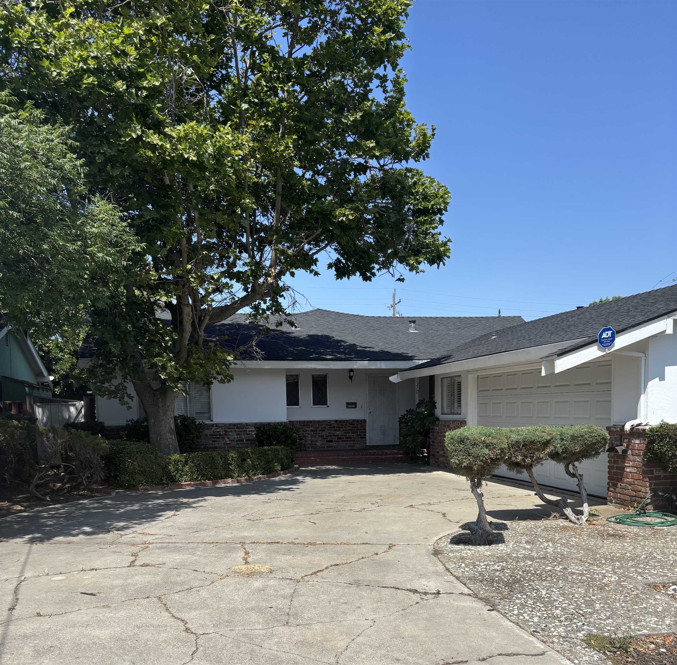 Front Image Thumbnail for EB41122682