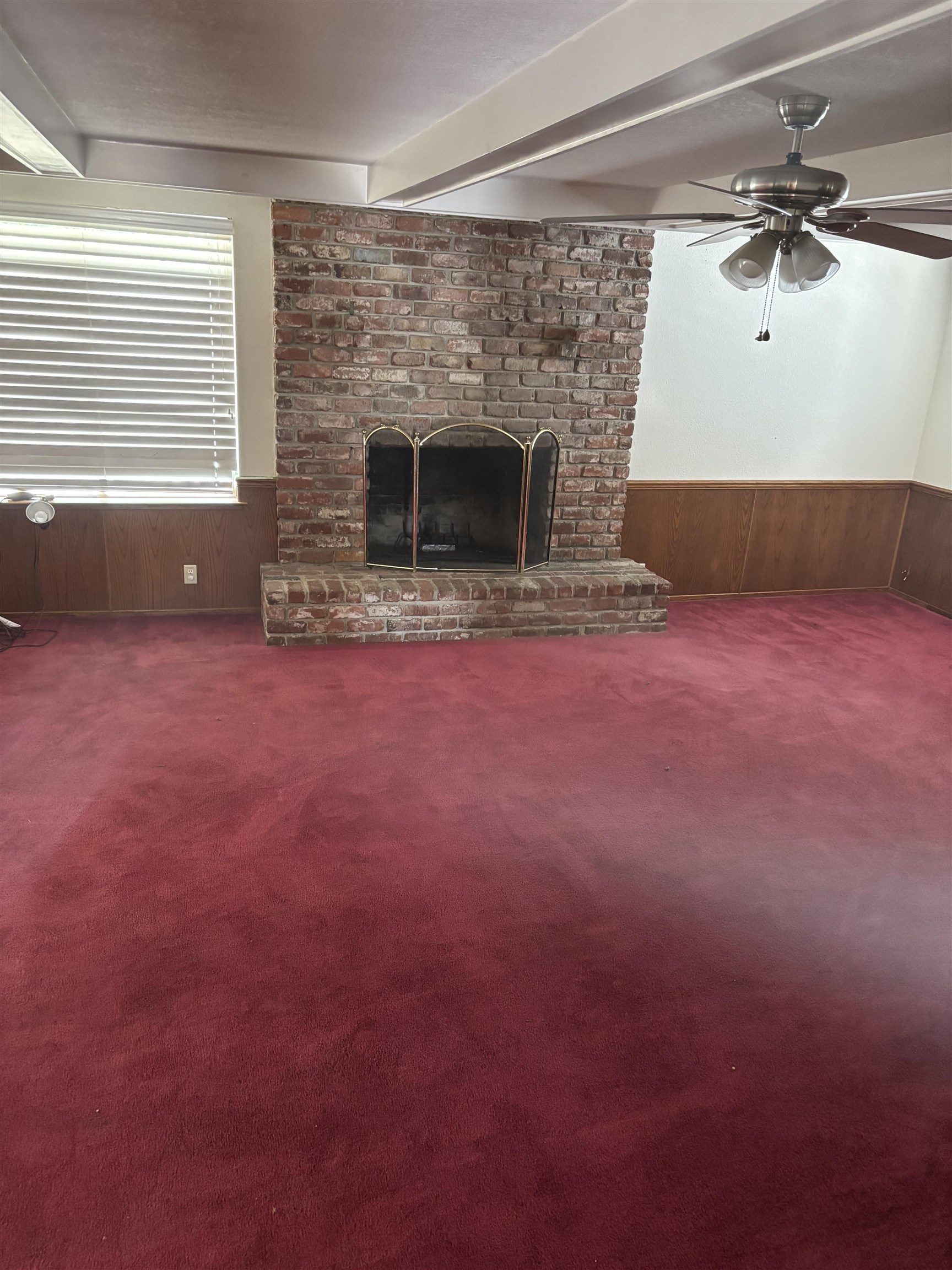 Detail Gallery Image 4 of 7 For 1310 B St, Antioch,  CA 94509 - 3 Beds | 2 Baths