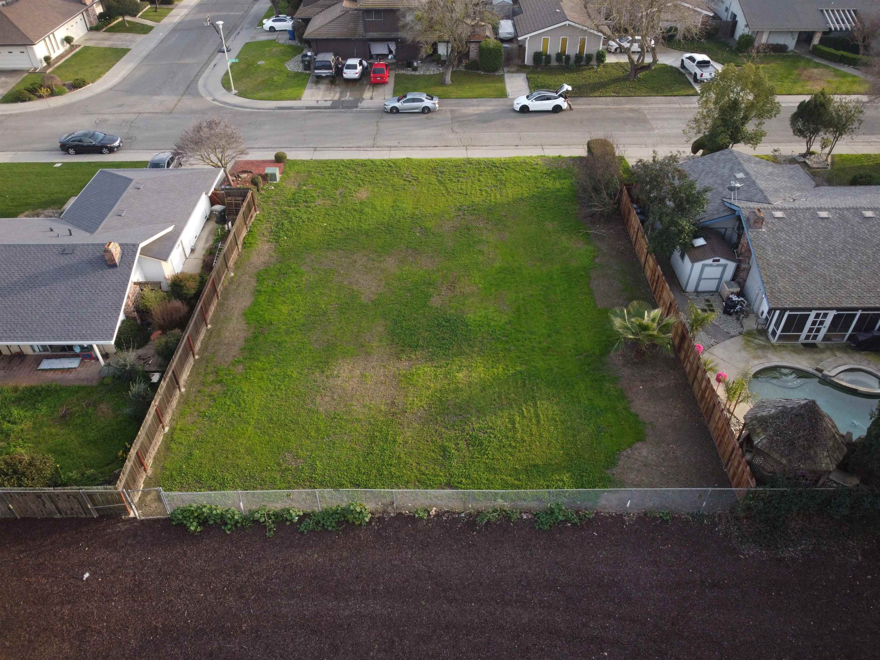 Detail Gallery Image 6 of 10 For 763 Westlite Cir, Sacramento,  CA 95831 - – Beds | – Baths