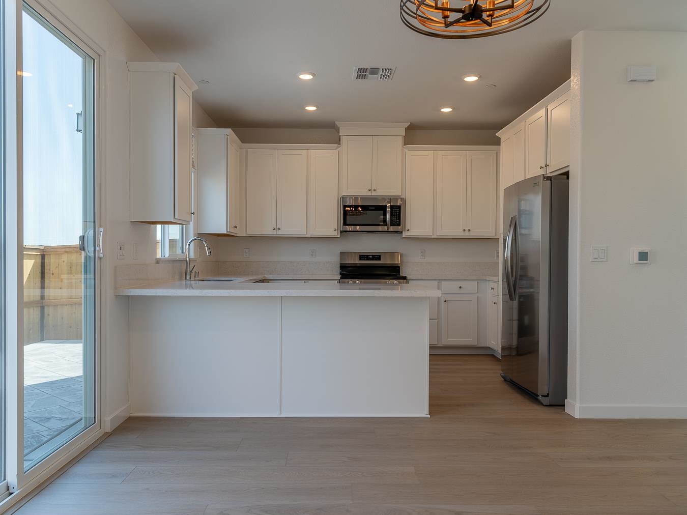 Detail Gallery Image 26 of 44 For 3596 Kona Kai Way, Sacramento,  CA 95835 - 5 Beds | 3 Baths