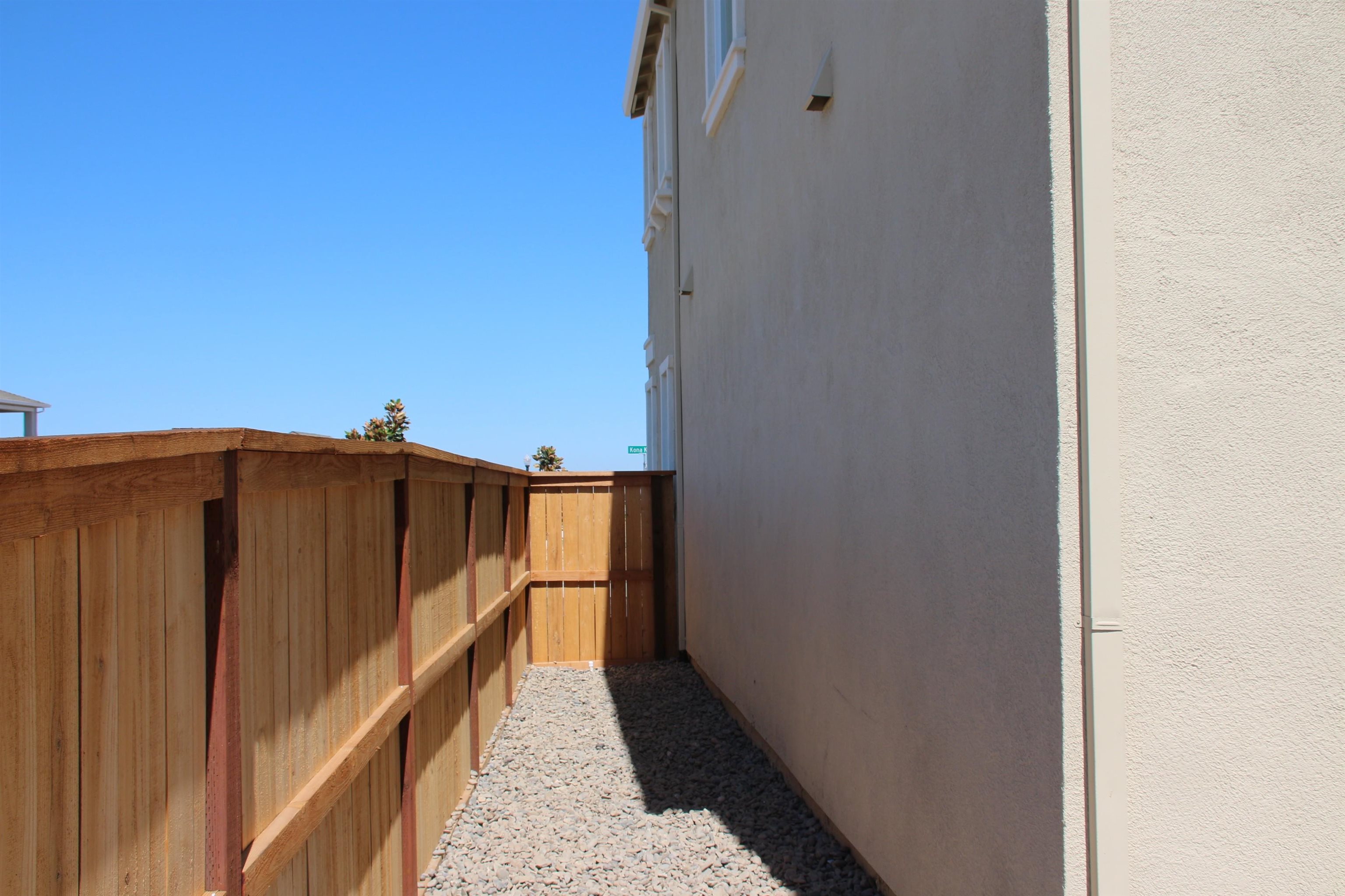 Detail Gallery Image 41 of 44 For 3596 Kona Kai Way, Sacramento,  CA 95835 - 5 Beds | 3 Baths