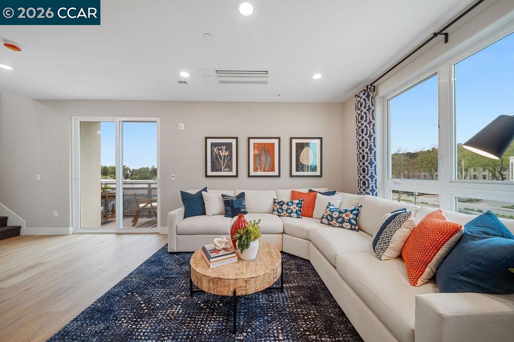 Photo #4: 41122690 Listing: Photo #4