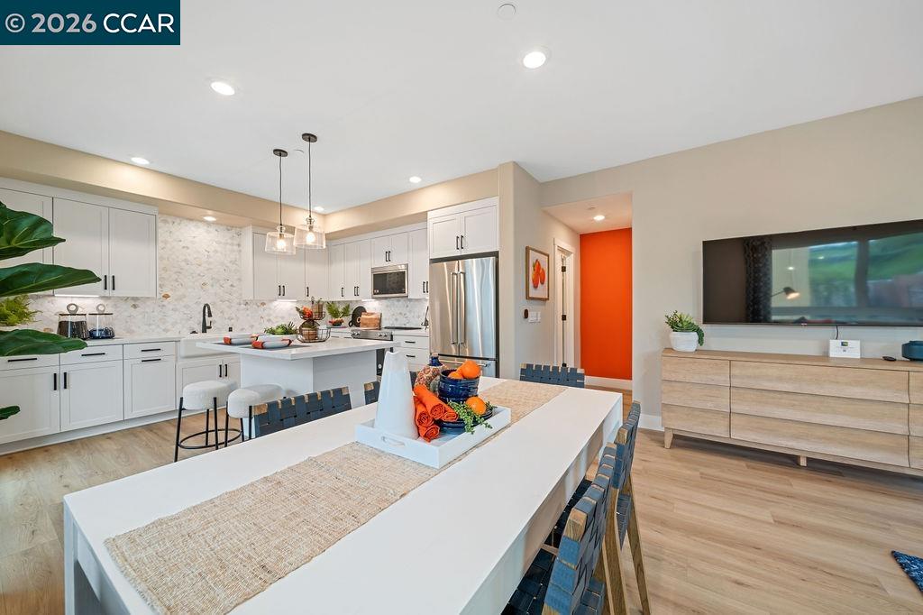 Photo #8: 41122690 Listing: Photo #8