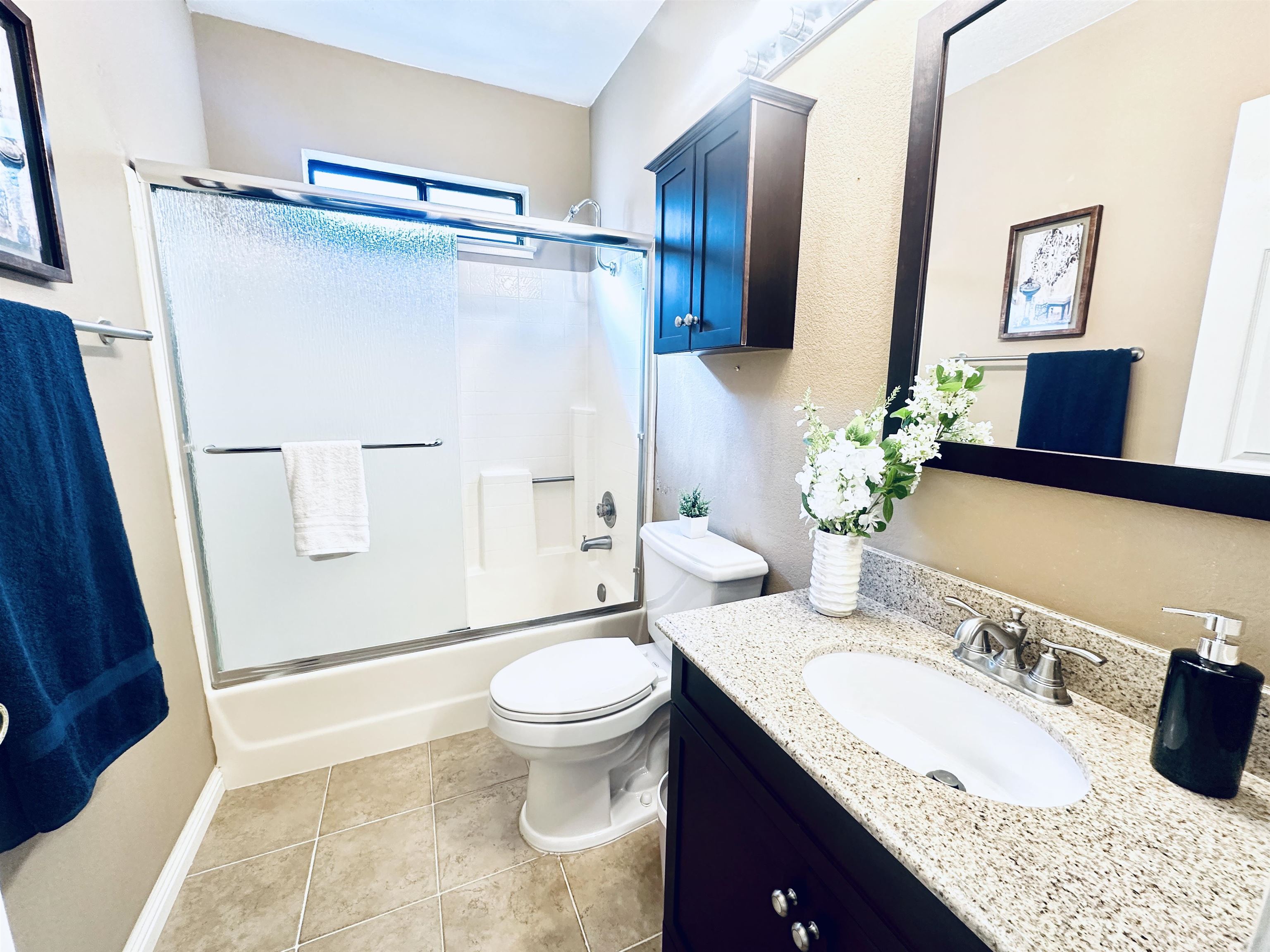 Detail Gallery Image 16 of 23 For 320 N Villa Way, Walnut Creek,  CA 94595 - 2 Beds | 2 Baths