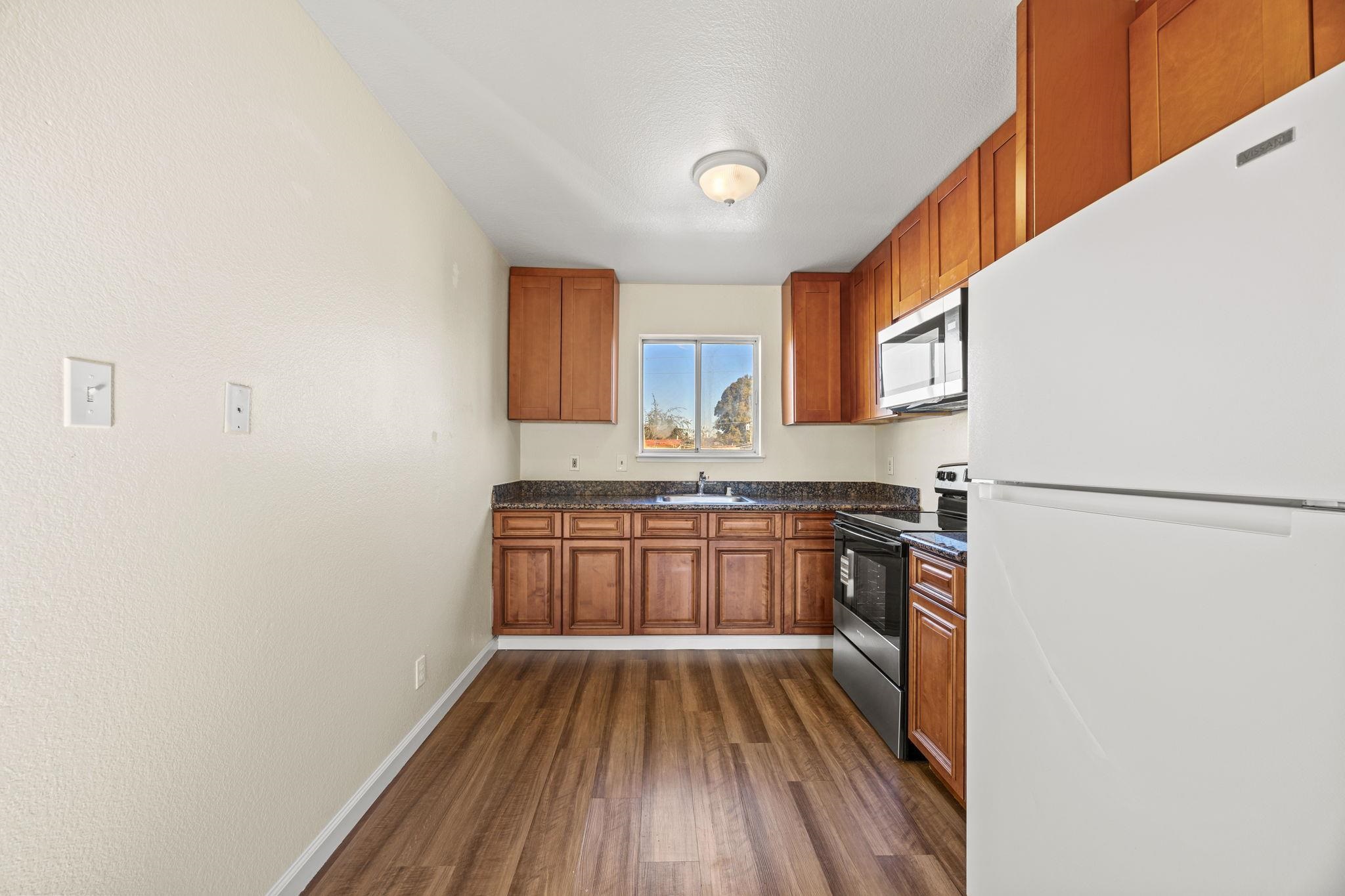 Detail Gallery Image 13 of 19 For 22241 S Garden Ave, Hayward,  CA 94541 - – Beds | – Baths