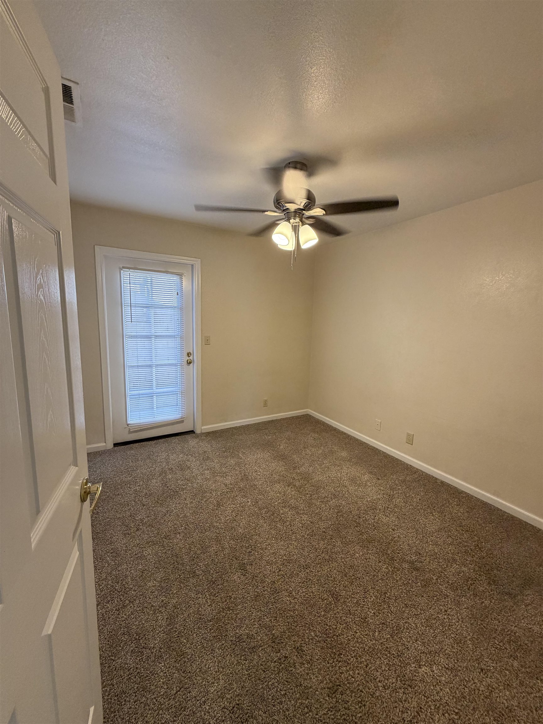 Detail Gallery Image 21 of 44 For 451 Palisades Dr, Chico,  CA 95928 - 4 Beds | 2 Baths