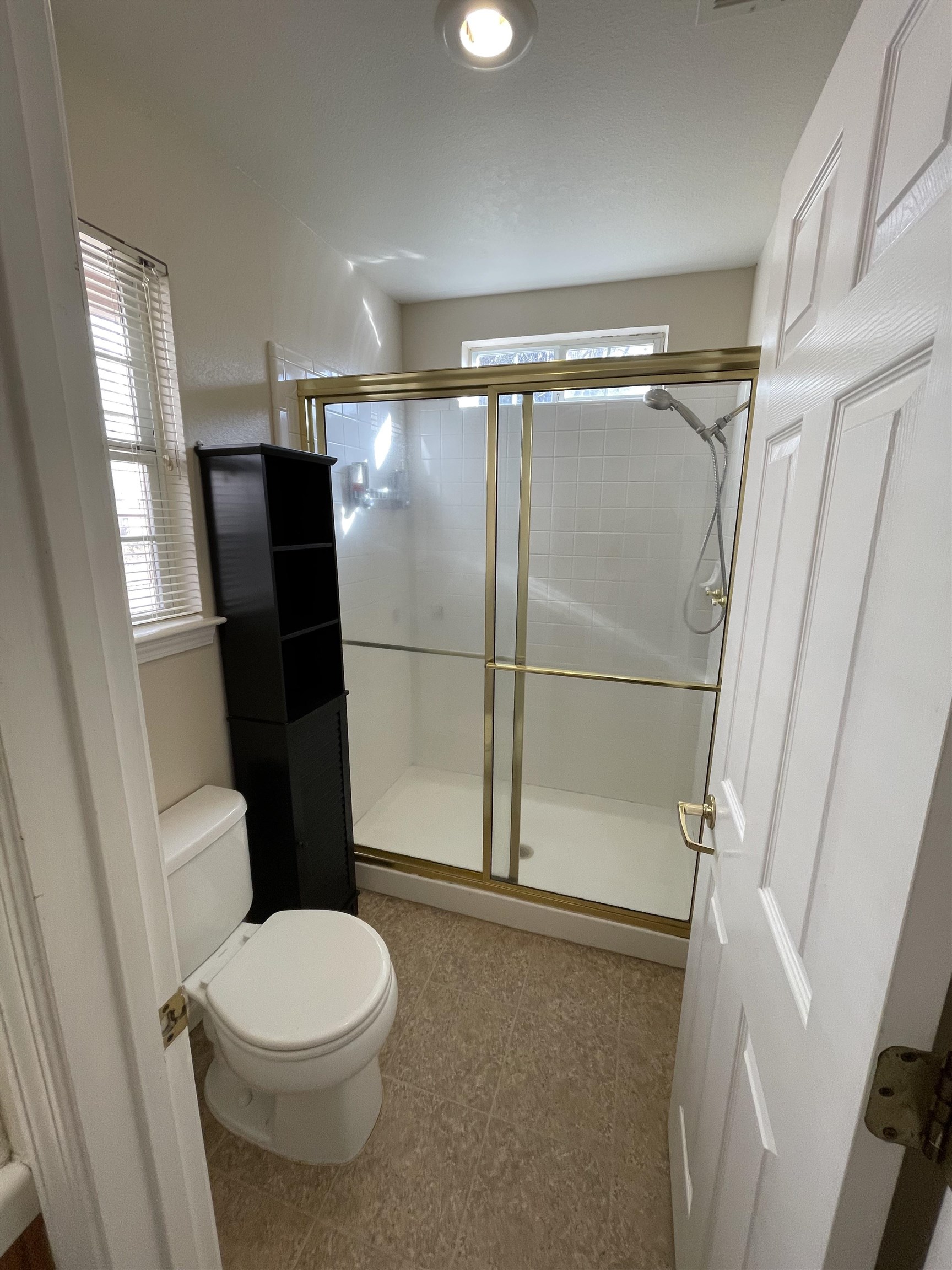 Detail Gallery Image 32 of 44 For 451 Palisades Dr, Chico,  CA 95928 - 4 Beds | 2 Baths