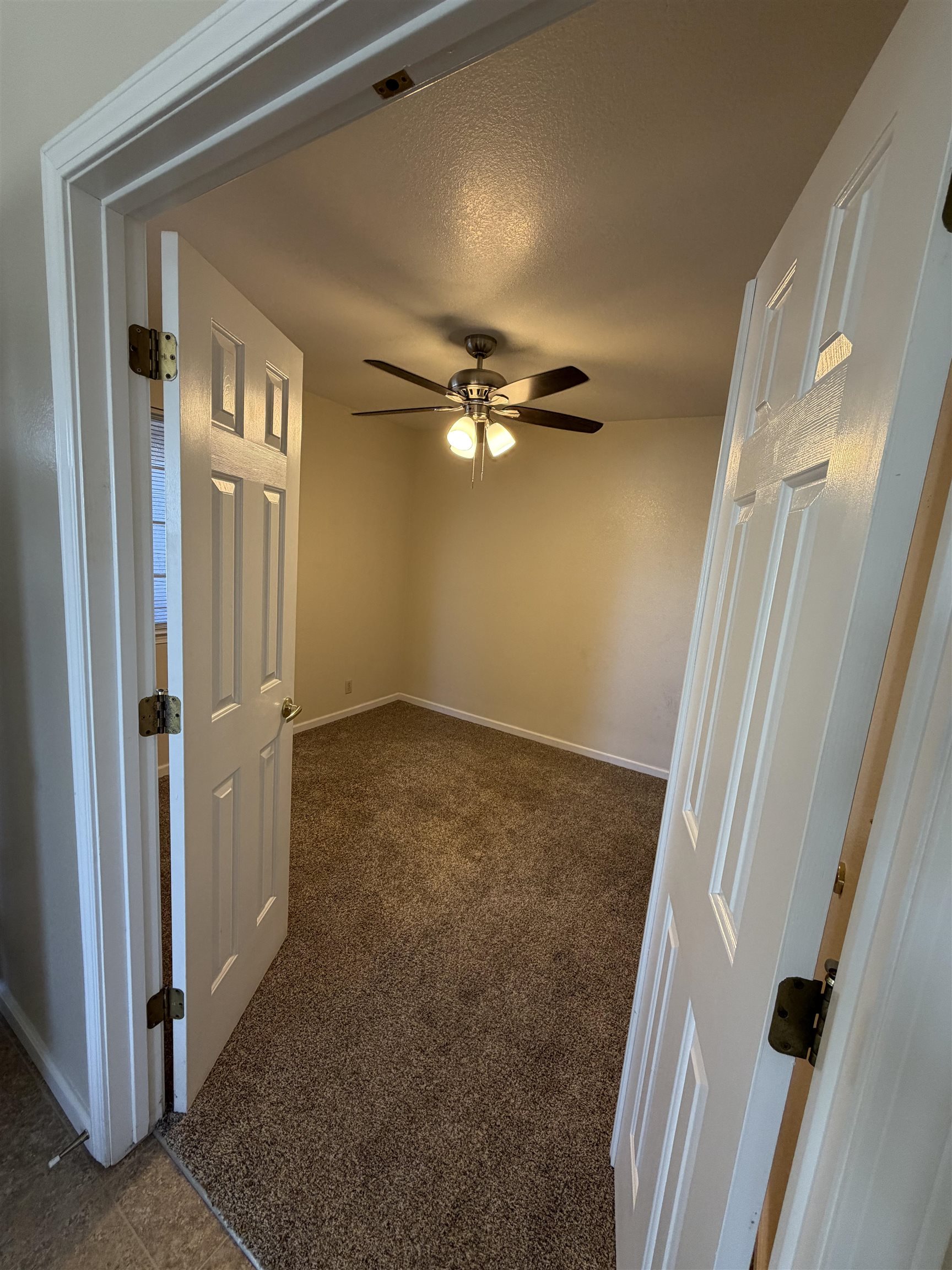 Detail Gallery Image 10 of 44 For 451 Palisades Dr, Chico,  CA 95928 - 4 Beds | 2 Baths