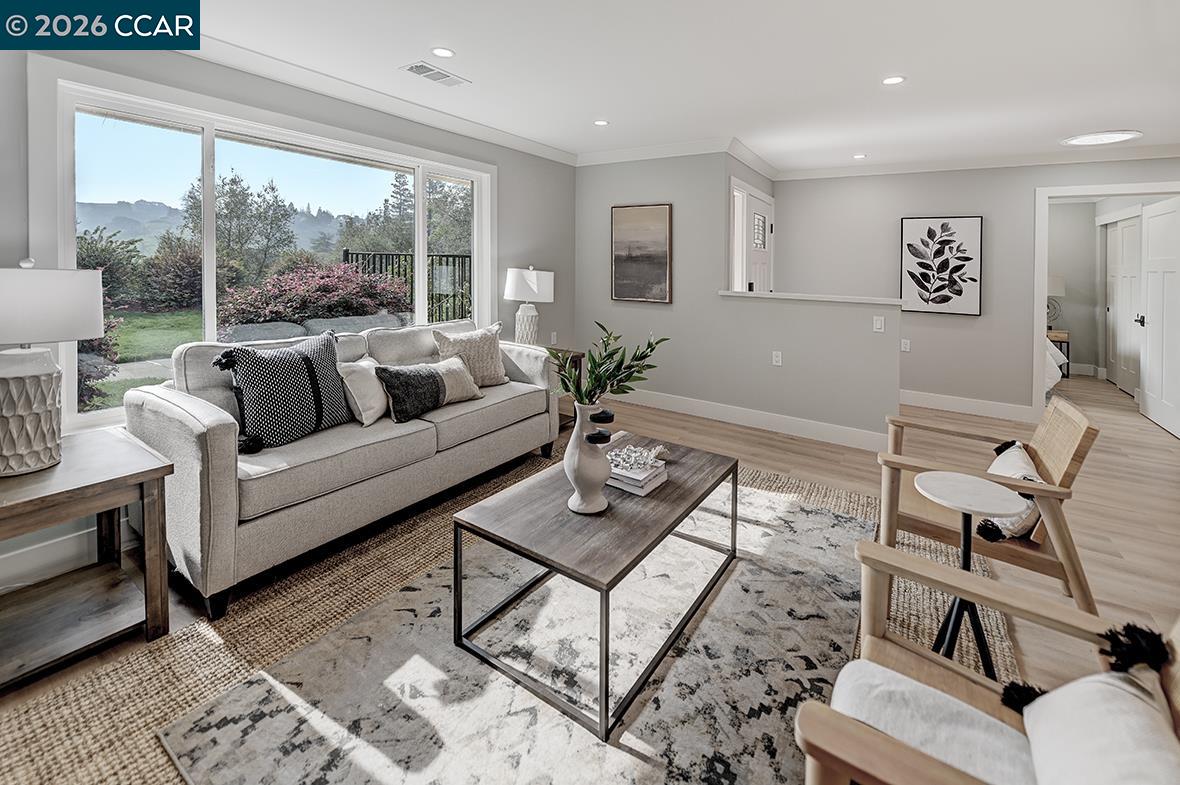 Photo #5: 41122697 Listing: Photo #5