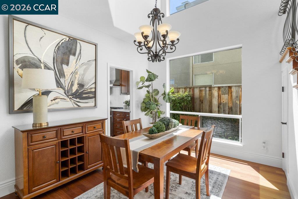 Detail Gallery Image 11 of 34 For 1086 Vista Pointe Cir, San Ramon,  CA 94582 - 4 Beds | 3 Baths