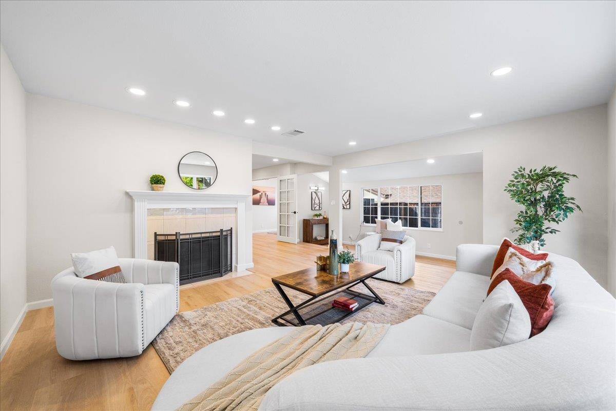 Detail Gallery Image 5 of 50 For 42077 Miranda St, Fremont,  CA 94539 - 5 Beds | 3 Baths