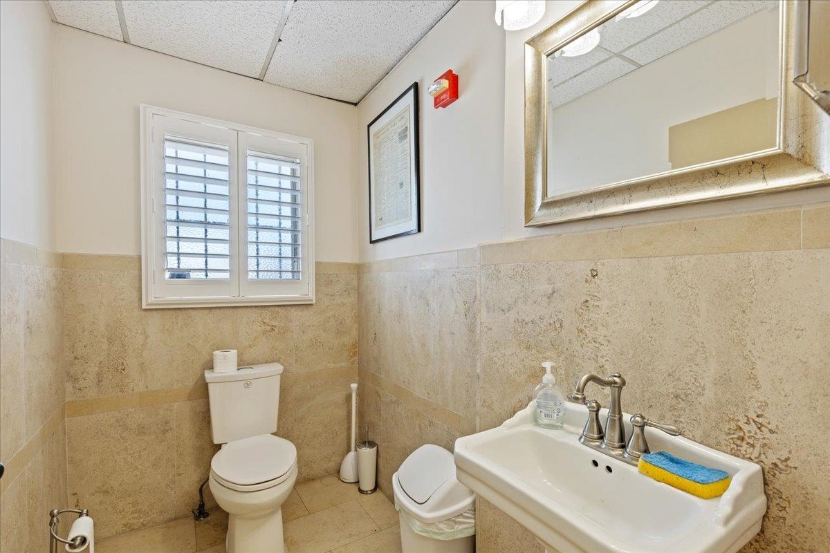 Detail Gallery Image 16 of 19 For 212 9th St, Oakland,  CA 94607 - – Beds | – Baths