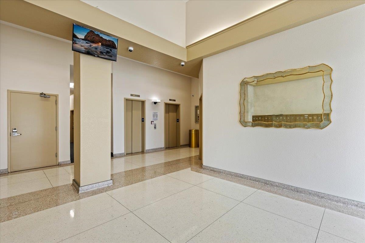 Detail Gallery Image 18 of 19 For 212 9th St, Oakland,  CA 94607 - – Beds | – Baths