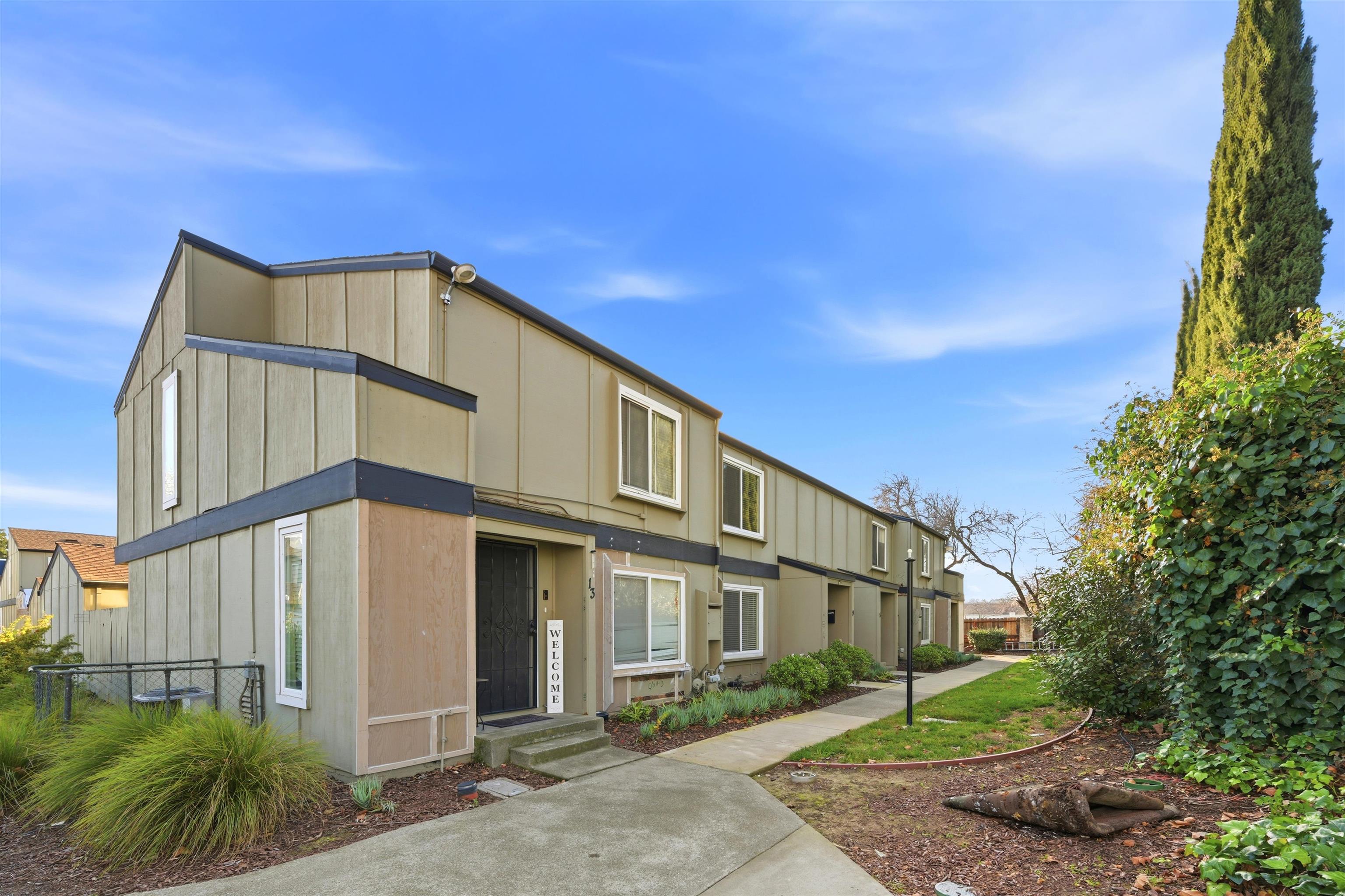 Photo #1: 41122702 Listing: Photo #1