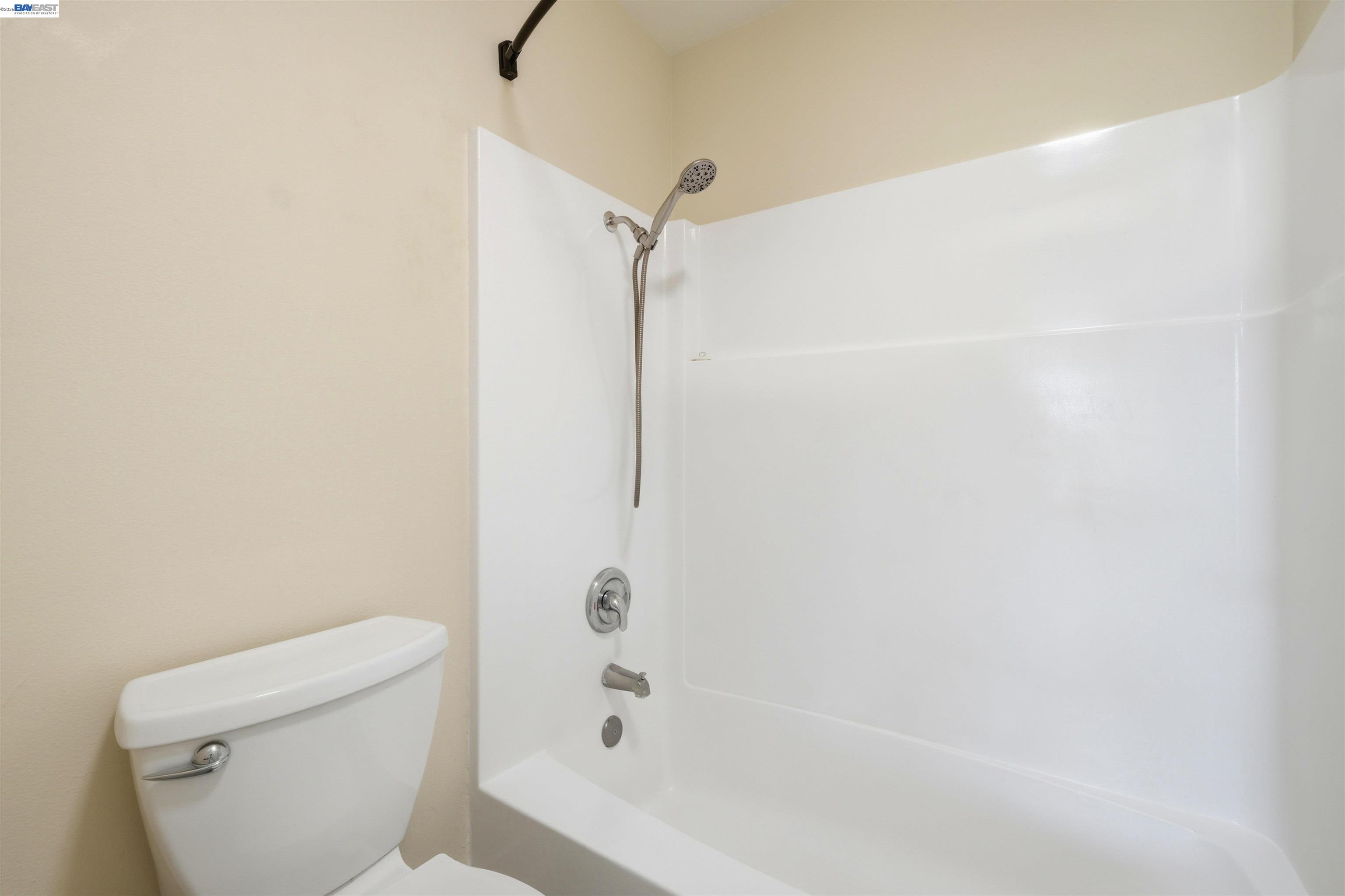 Photo #15: 41122702 Listing: Photo #15