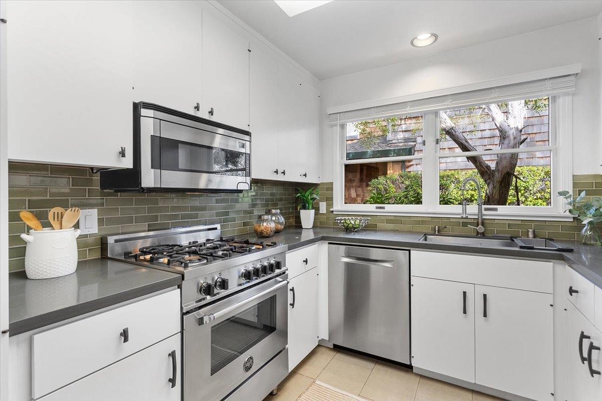 Photo #18: 41122705 Listing: Photo #18