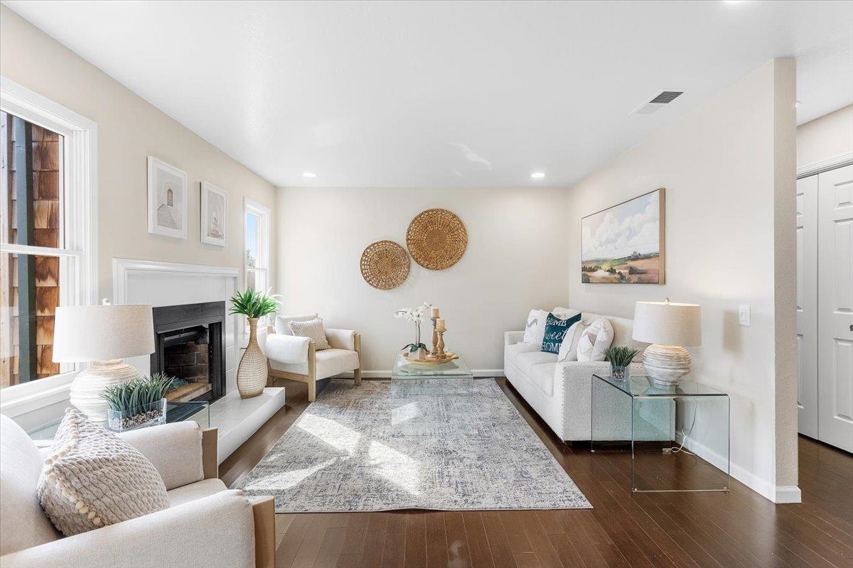 Photo #8: 41122706 Listing: Photo #8