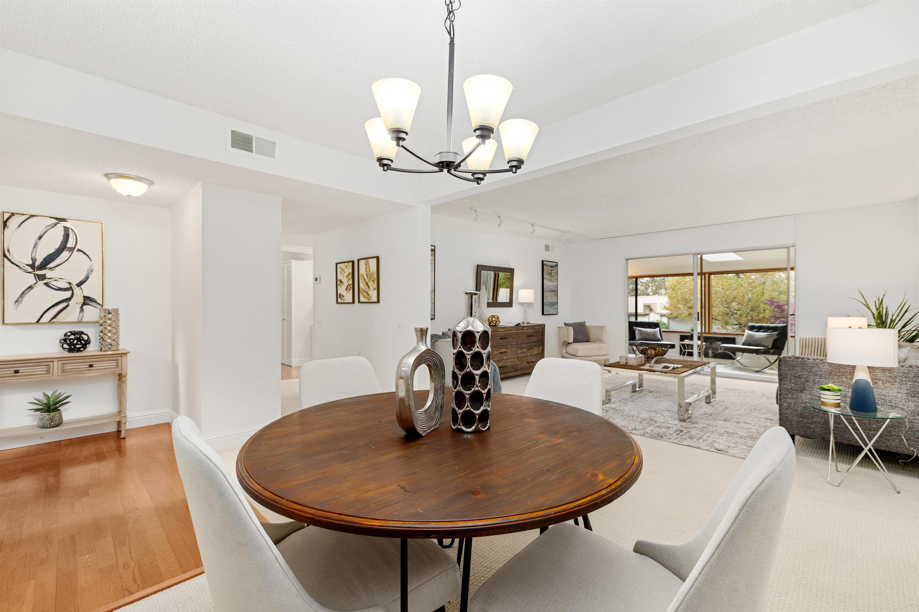 Photo #16: 41122707 Listing: Photo #16