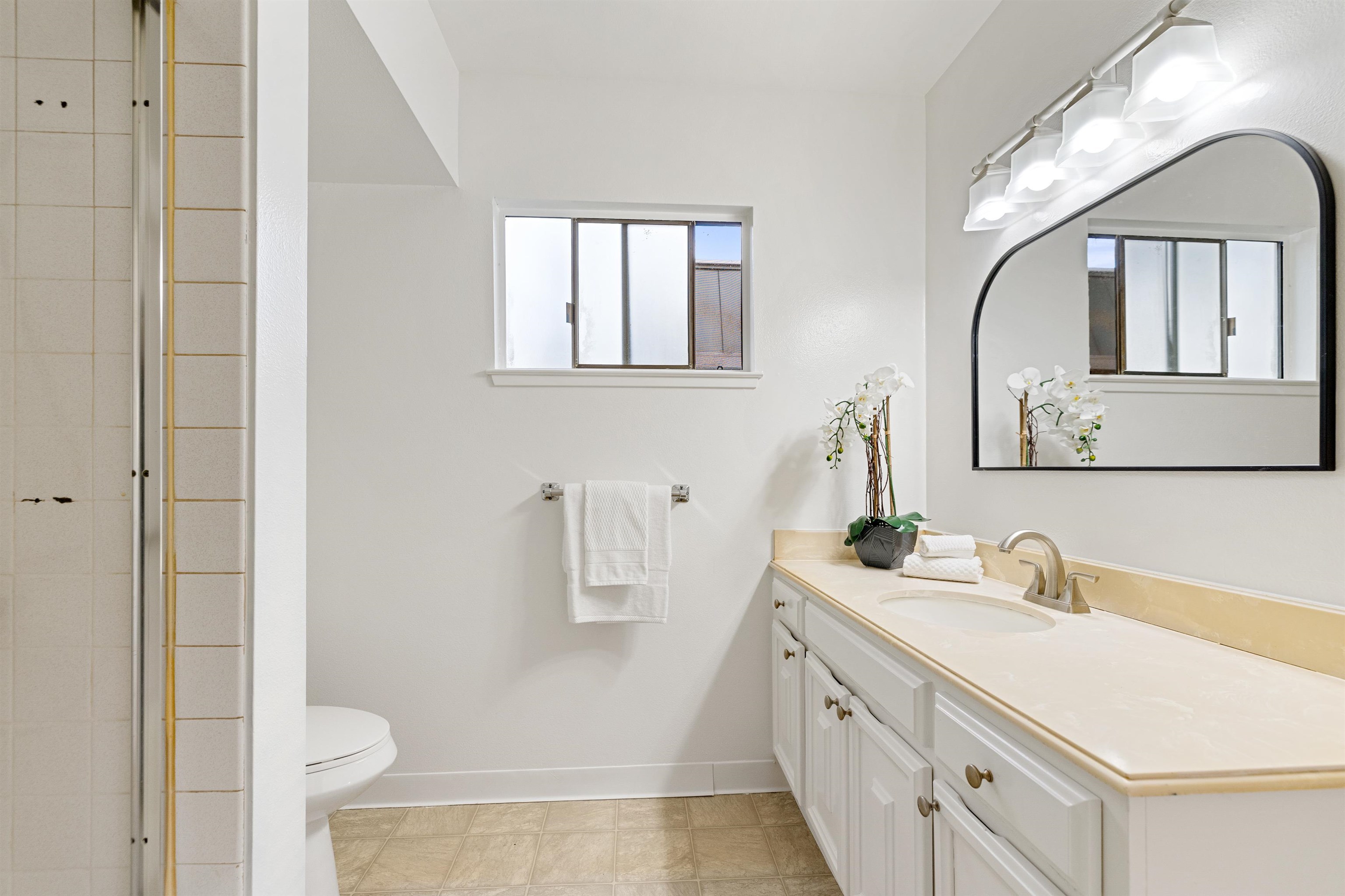 Photo #43: 41122707 Listing: Photo #43