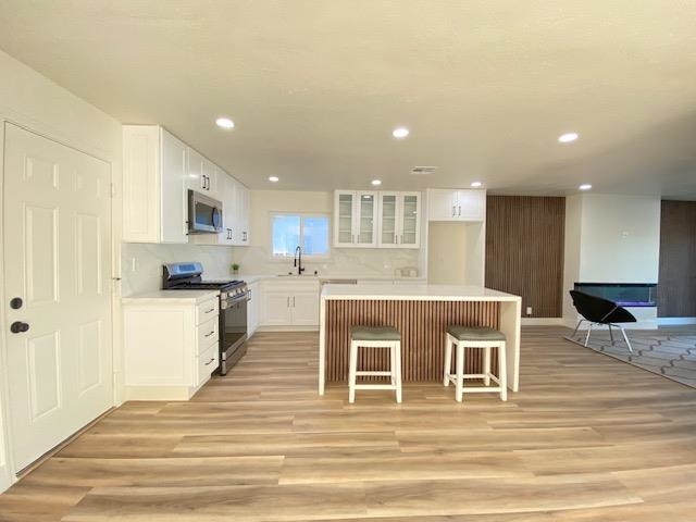 Detail Gallery Image 11 of 44 For 1832 Elkwood Dr, Concord,  CA 94519 - 3 Beds | 2 Baths