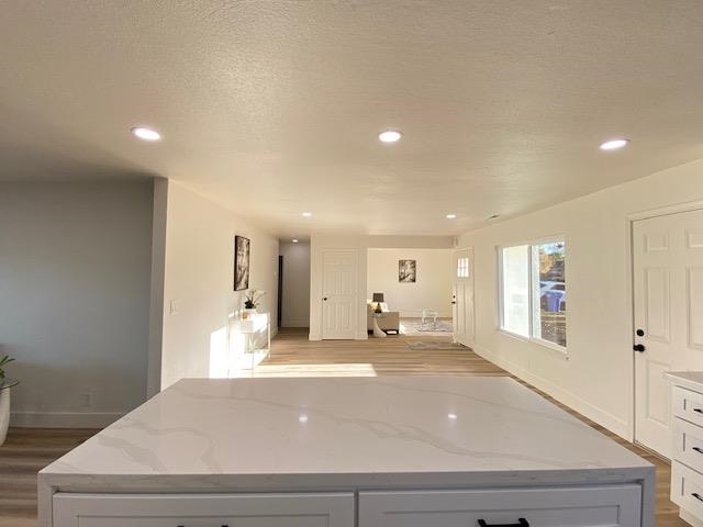 Detail Gallery Image 15 of 44 For 1832 Elkwood Dr, Concord,  CA 94519 - 3 Beds | 2 Baths