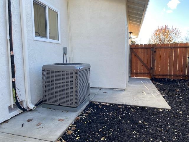 Detail Gallery Image 31 of 44 For 1832 Elkwood Dr, Concord,  CA 94519 - 3 Beds | 2 Baths