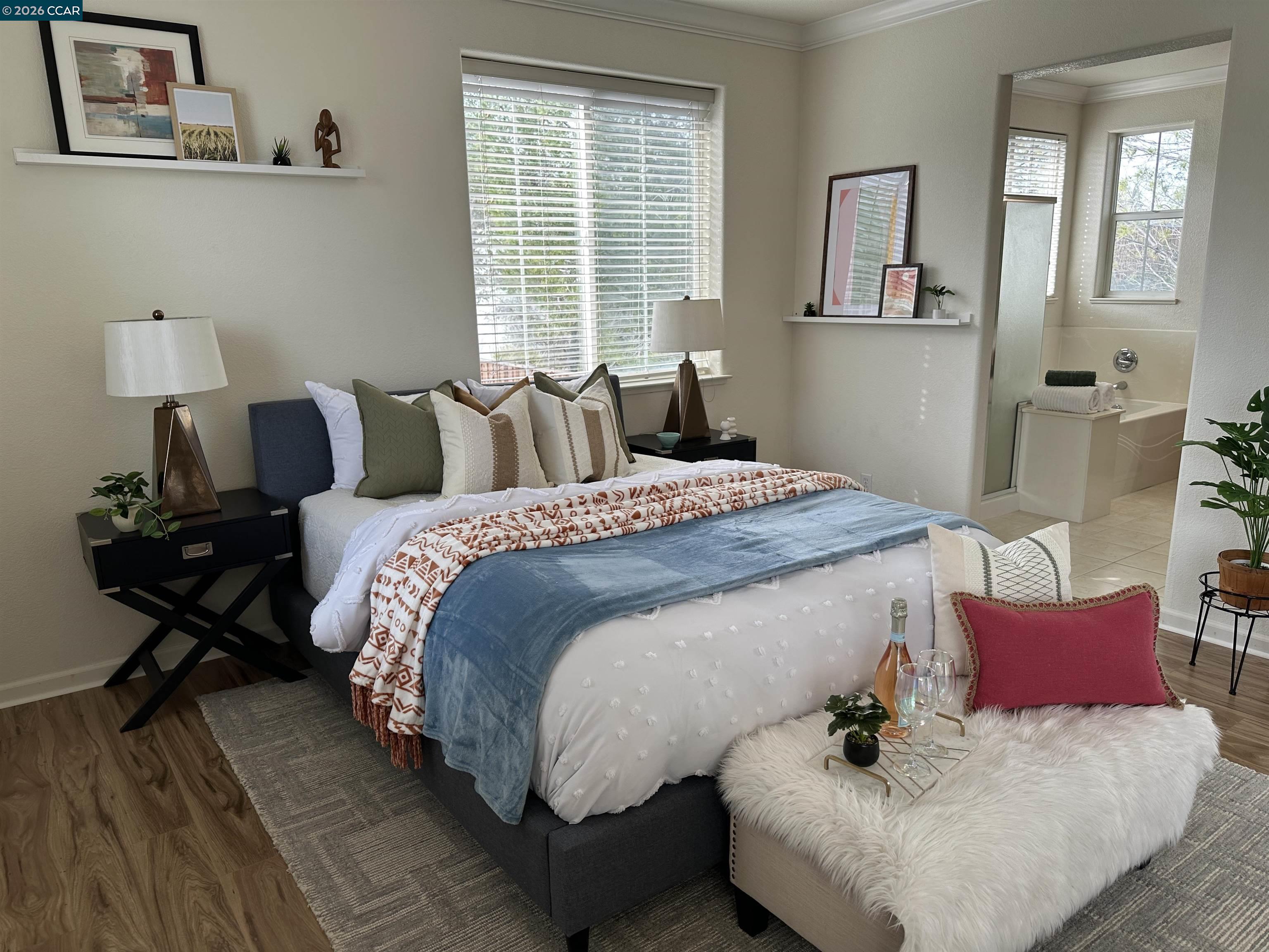 Detail Gallery Image 17 of 29 For 518 Silver Maple Dr, Hercules,  CA 94564-0000 - 4 Beds | 4/1 Baths