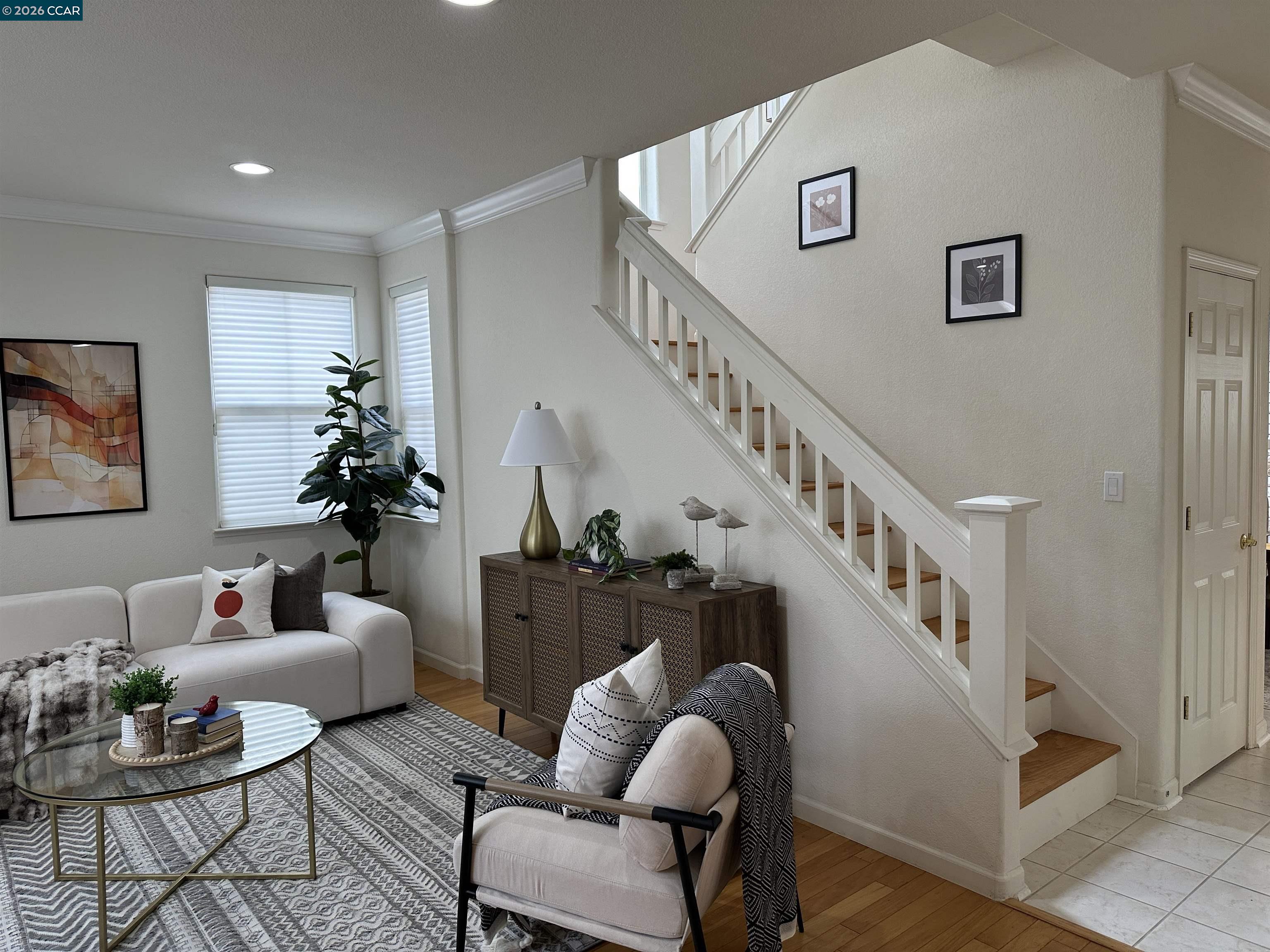 Detail Gallery Image 5 of 29 For 518 Silver Maple Dr, Hercules,  CA 94564-0000 - 4 Beds | 4/1 Baths